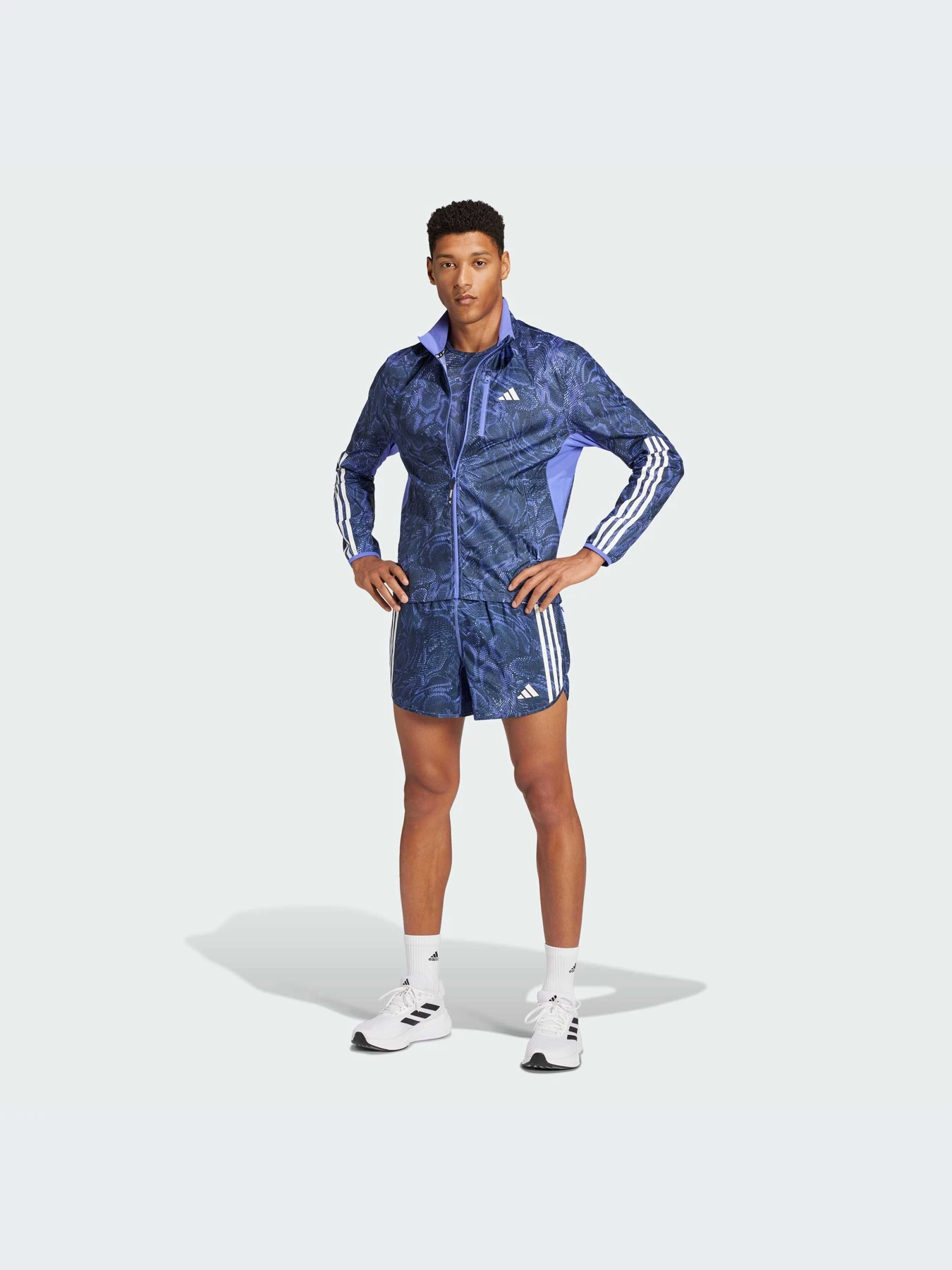Шорты Adidas модель IV9977-KZ Шорты Adidas модель IV9977-KZ Фото