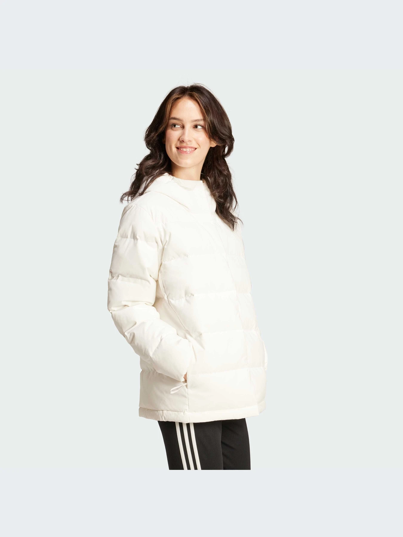 Куртки и дубленки Adidas модель IX8863-KZ Куртки и дубленки Adidas модель IX8863-KZ Фото