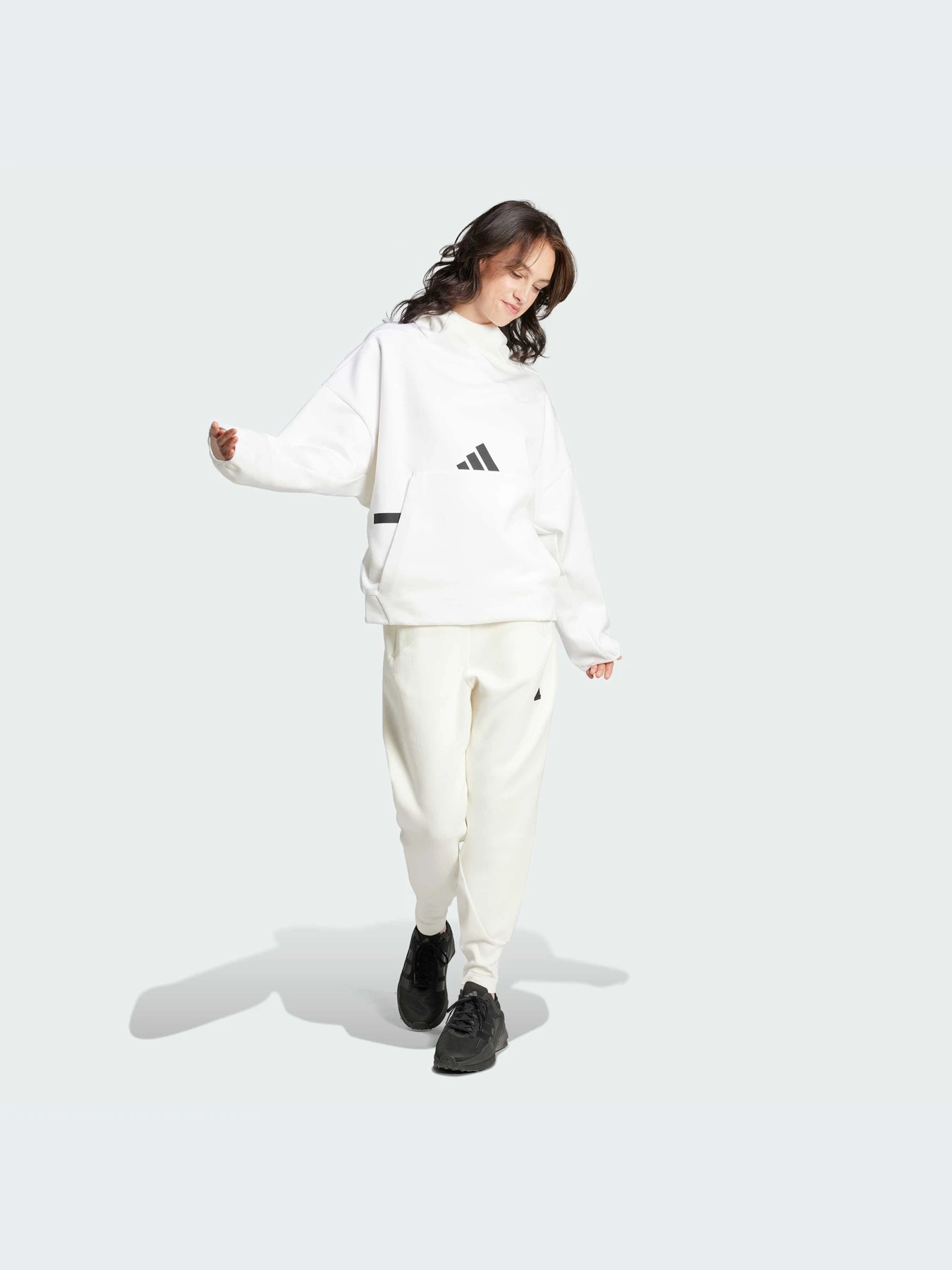 Худи и свитшоты Adidas ZNE модель JI7553-KZ Худи и свитшоты Adidas ZNE модель JI7553-KZ Фото