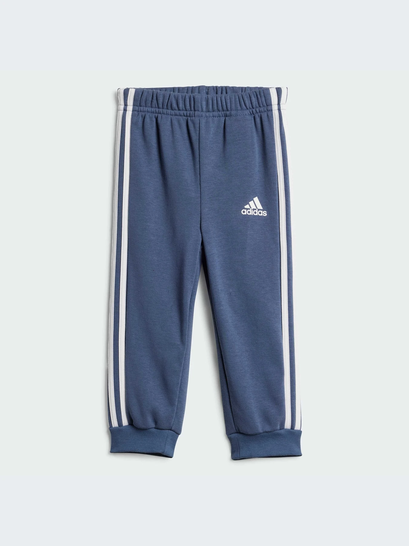 Костюмы Adidas модель IY7575-KZ Костюмы Adidas модель IY7575-KZ Фото