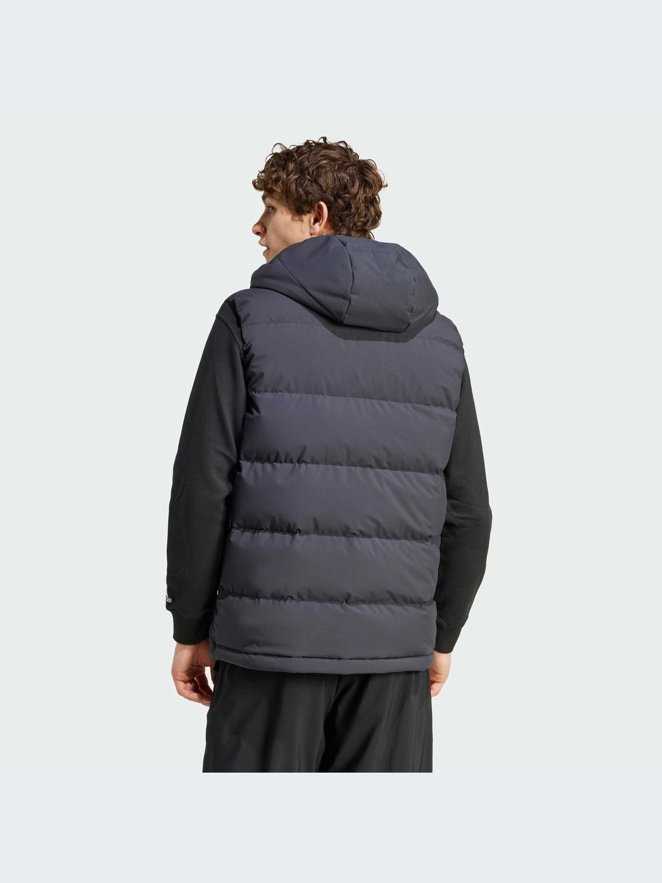 Куртки и дубленки Adidas модель IX8113-KZ Куртки и дубленки Adidas модель IX8113-KZ Фото