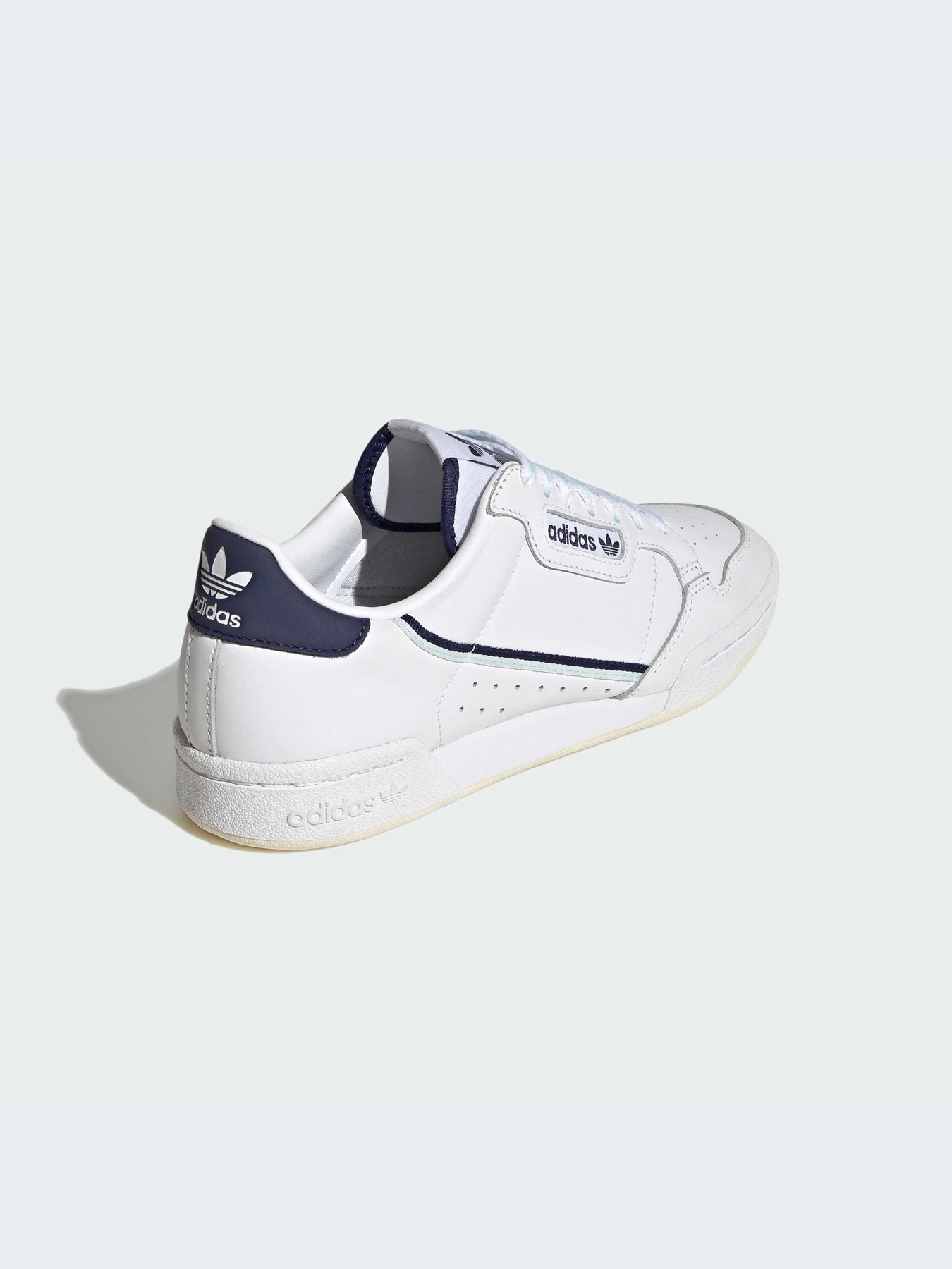 Кроссовки Adidas модель GX4456-KZ Кроссовки Adidas модель GX4456-KZ Фото
