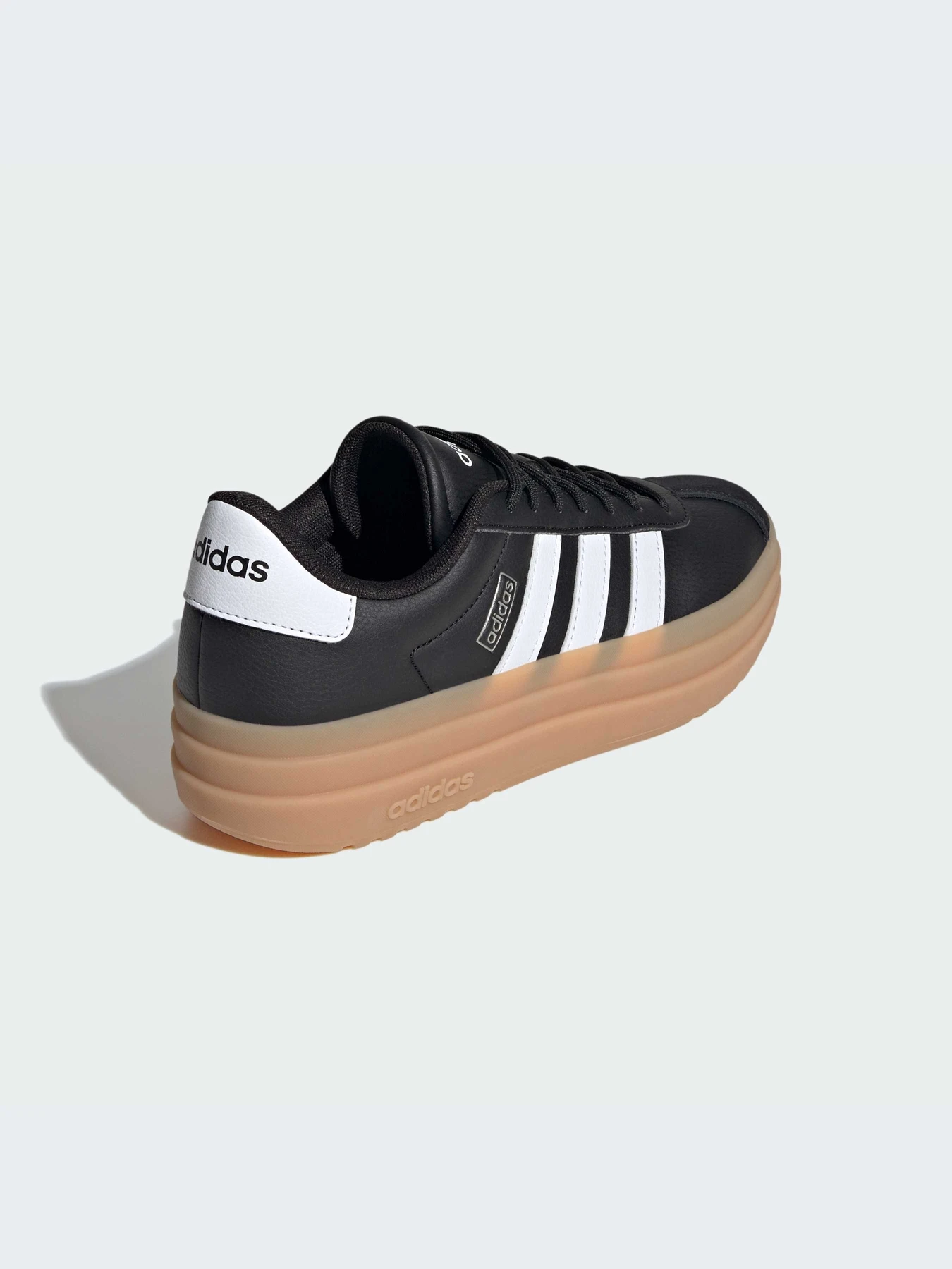 Кроссовки Adidas модель IH3081-KZ Кроссовки Adidas модель IH3081-KZ Фото