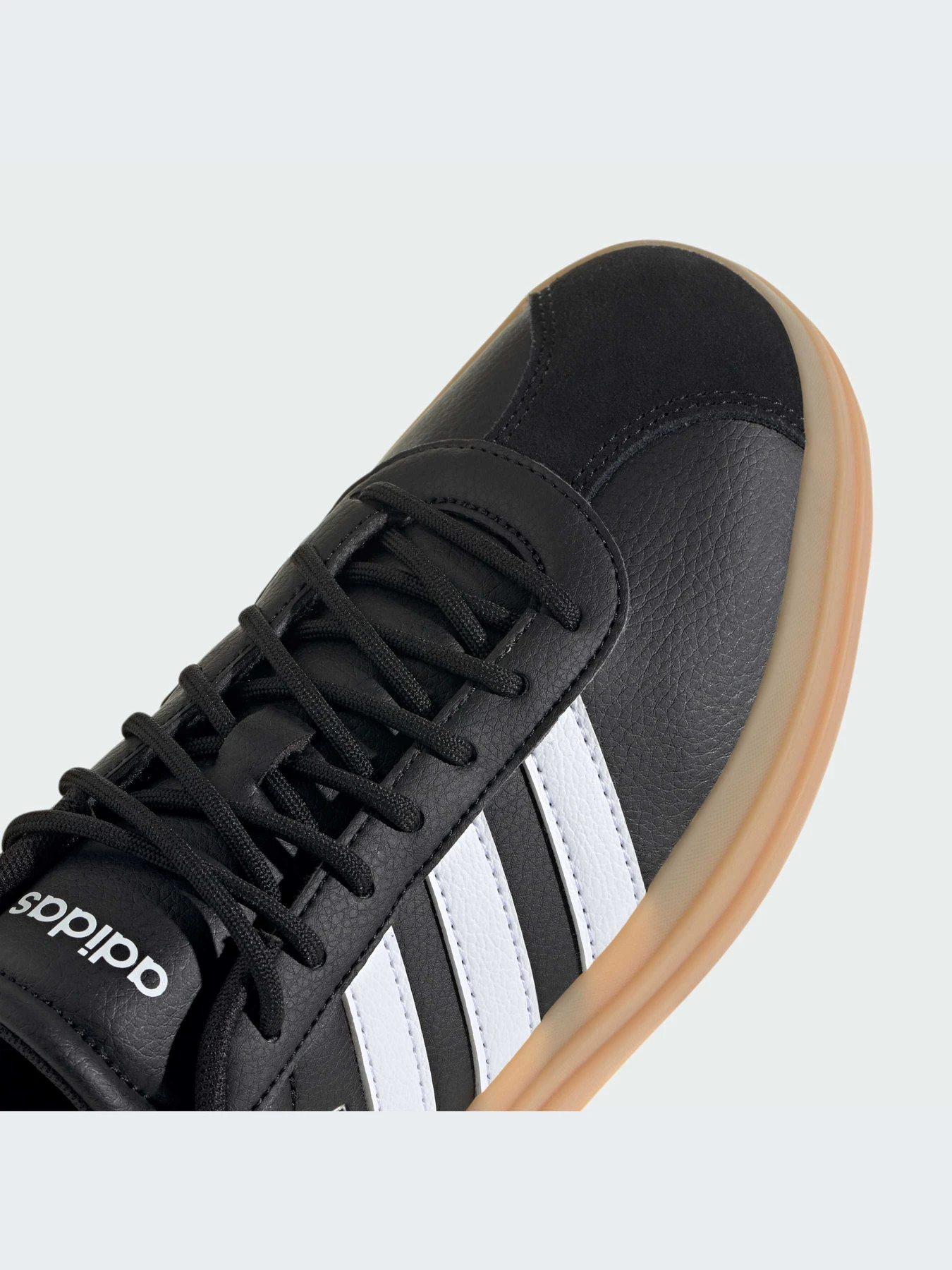 Кроссовки Adidas модель IH3081-KZ Кроссовки Adidas модель IH3081-KZ Фото