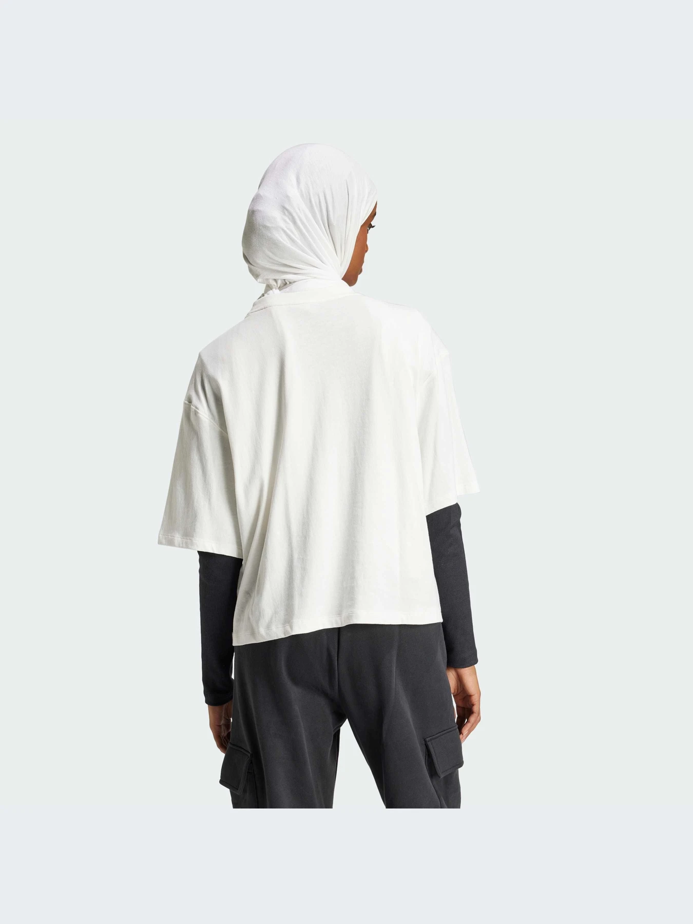 Футболки и поло Adidas модель IW5591-KZ Футболки и поло Adidas модель IW5591-KZ Фото