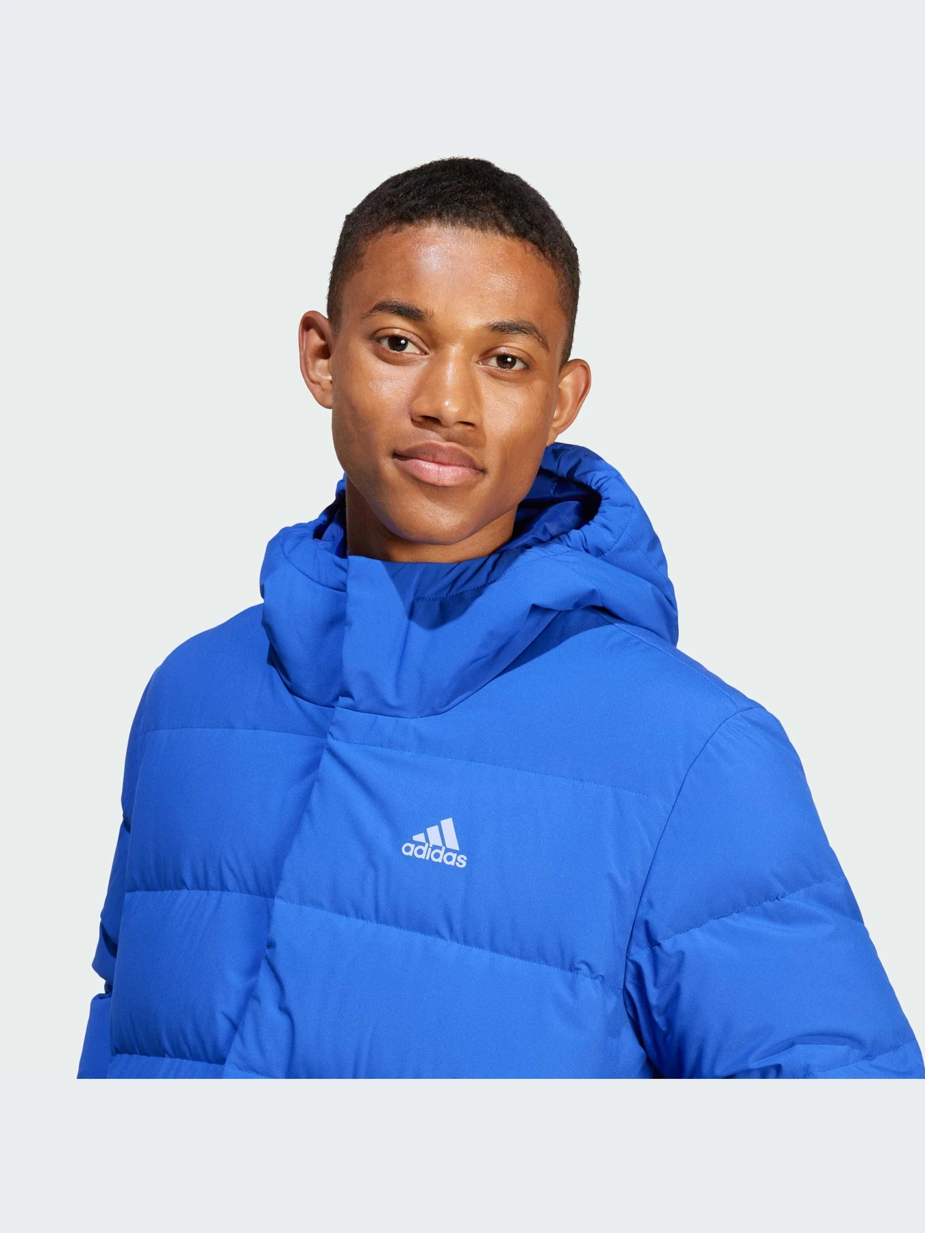 Куртки и дубленки Adidas модель IZ4700-KZ Куртки и дубленки Adidas модель IZ4700-KZ Фото