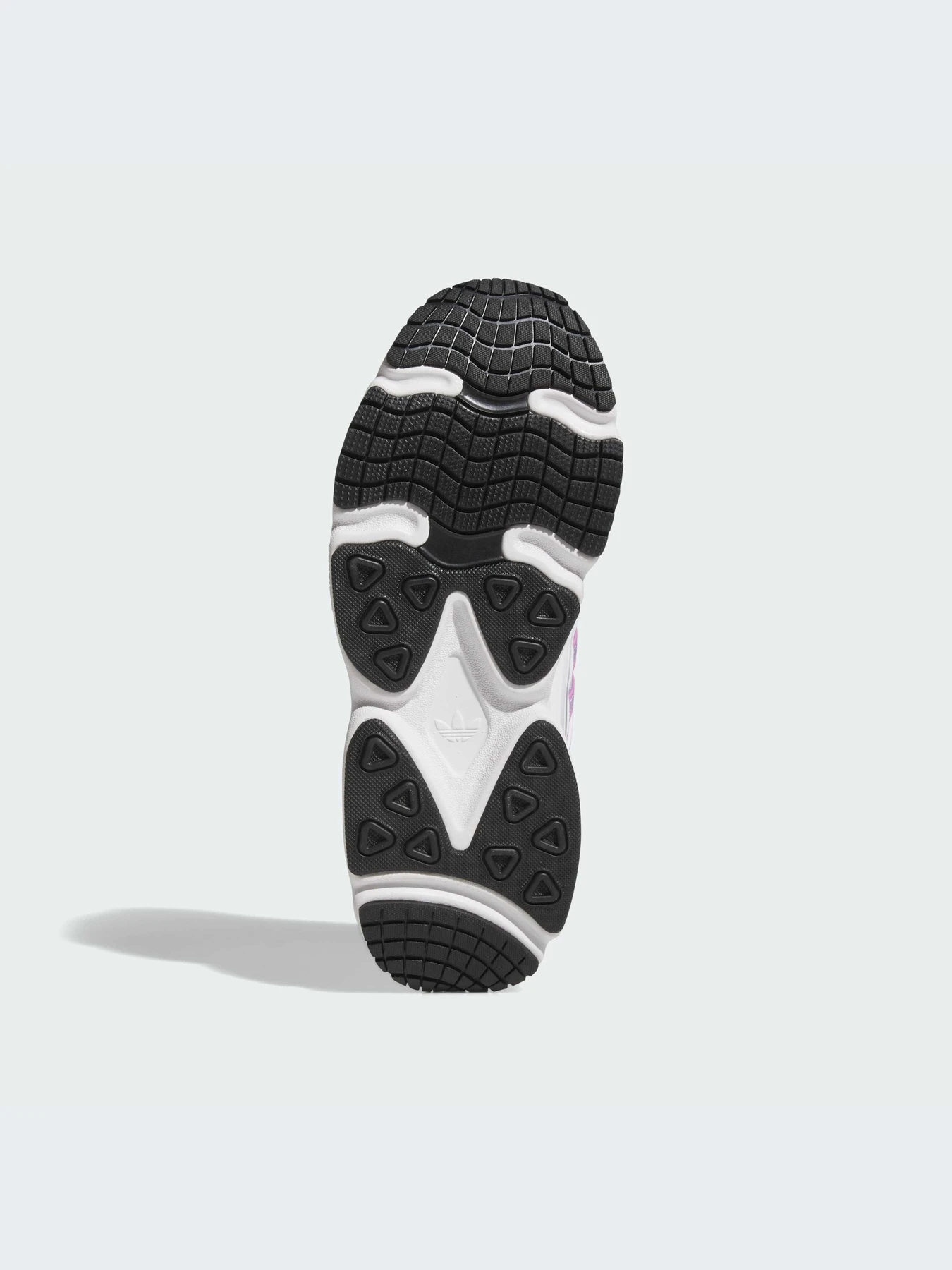 Кроссовки Adidas Ozweego модель IF9500-KZ Кроссовки Adidas Ozweego модель IF9500-KZ Фото