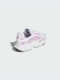 Кроссовки Adidas Ozweego модель IF9500-KZ Фото