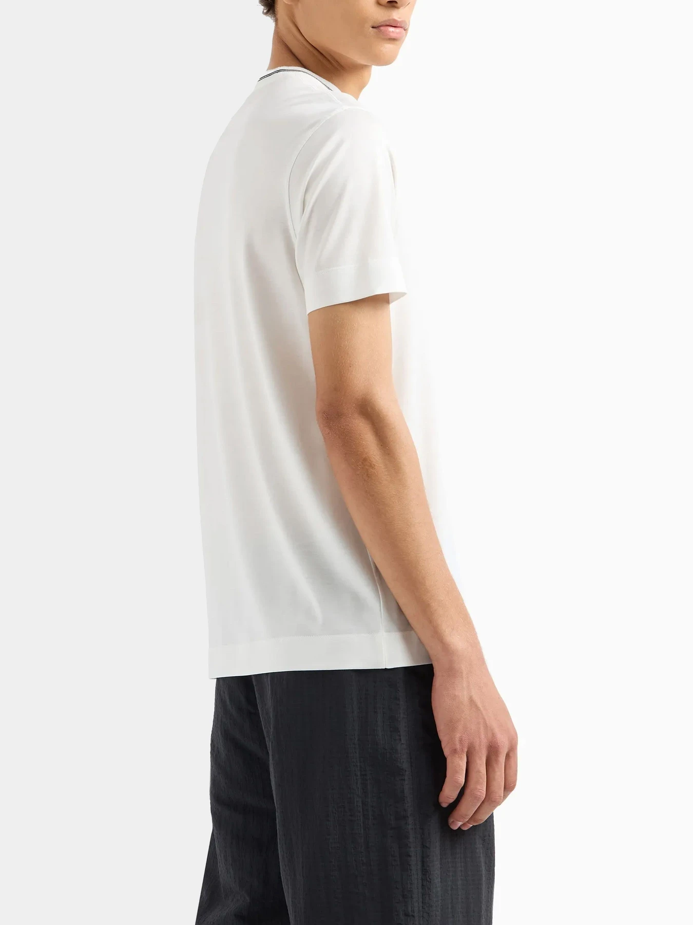 Футболки и поло Emporio Armani модель 6D1T95-1JOSZ-0101 Футболки и поло Emporio Armani модель 6D1T95-1JOSZ-0101 Фото