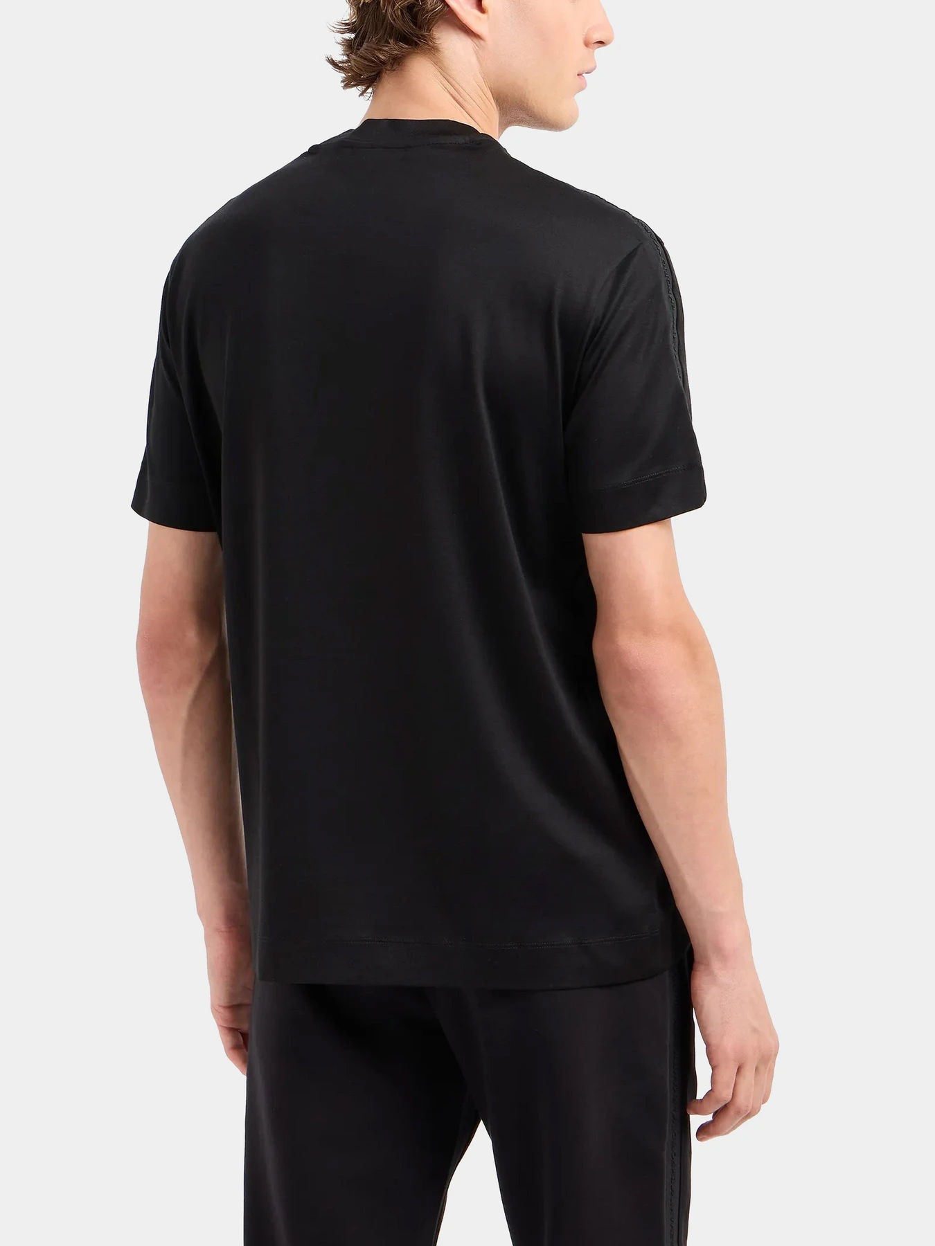 Футболки и поло Emporio Armani модель 6D1TD6-1JOSZ-0999 Футболки и поло Emporio Armani модель 6D1TD6-1JOSZ-0999 Фото
