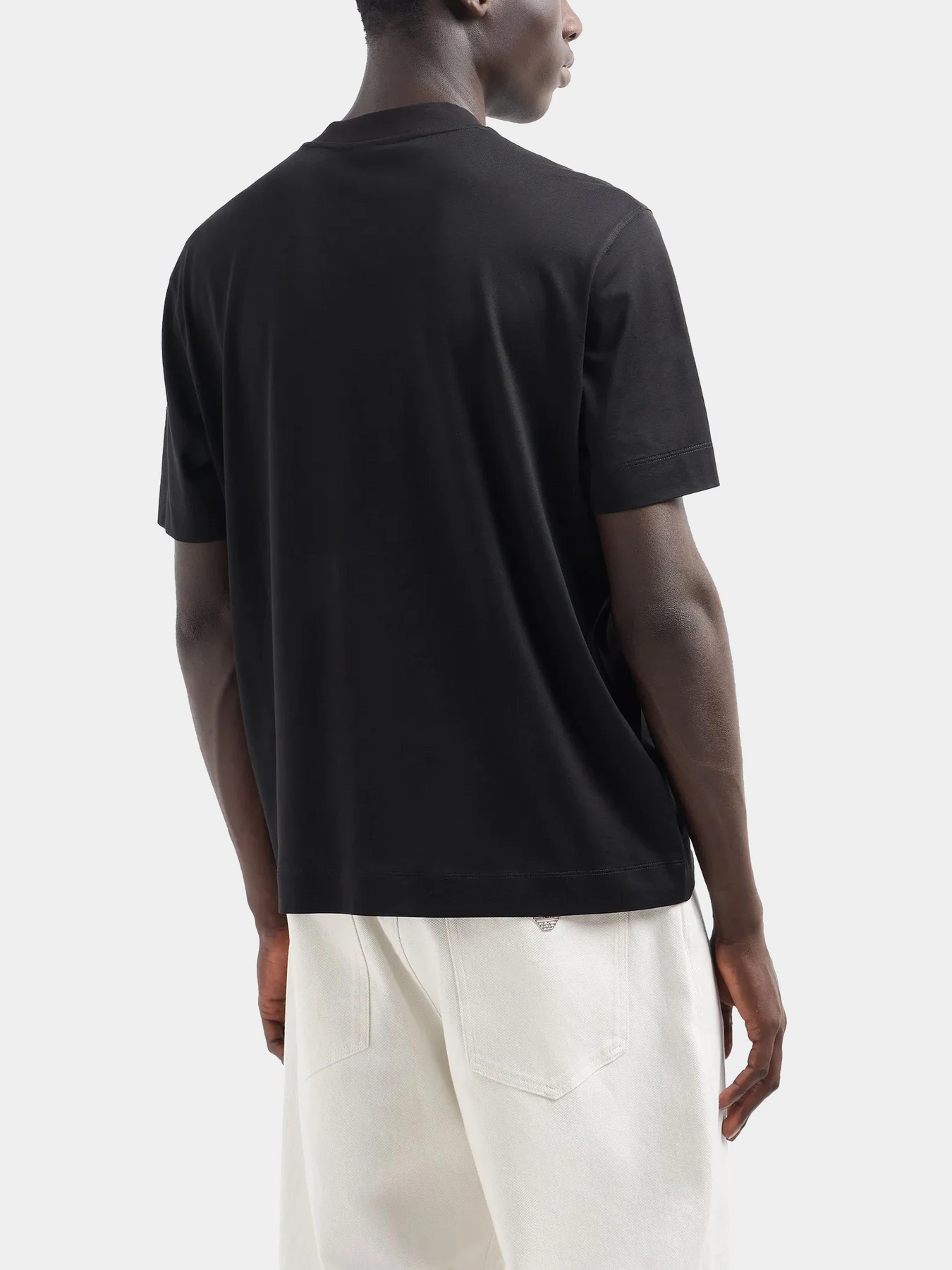 Футболки и поло Emporio Armani модель 6D1TR9-1JOSZ-0999 Футболки и поло Emporio Armani модель 6D1TR9-1JOSZ-0999 Фото