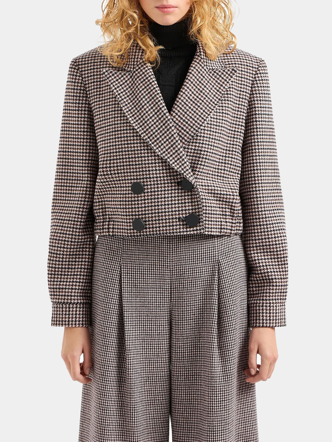 Пиджаки Armani Exchange модель 6DYG16-YN2XZ-54AF Фото