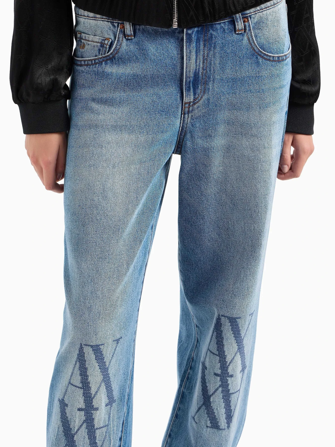 Джинсы Armani Exchange модель 6DYJ52-Y19KZ-1500 Джинсы Armani Exchange модель 6DYJ52-Y19KZ-1500 Фото