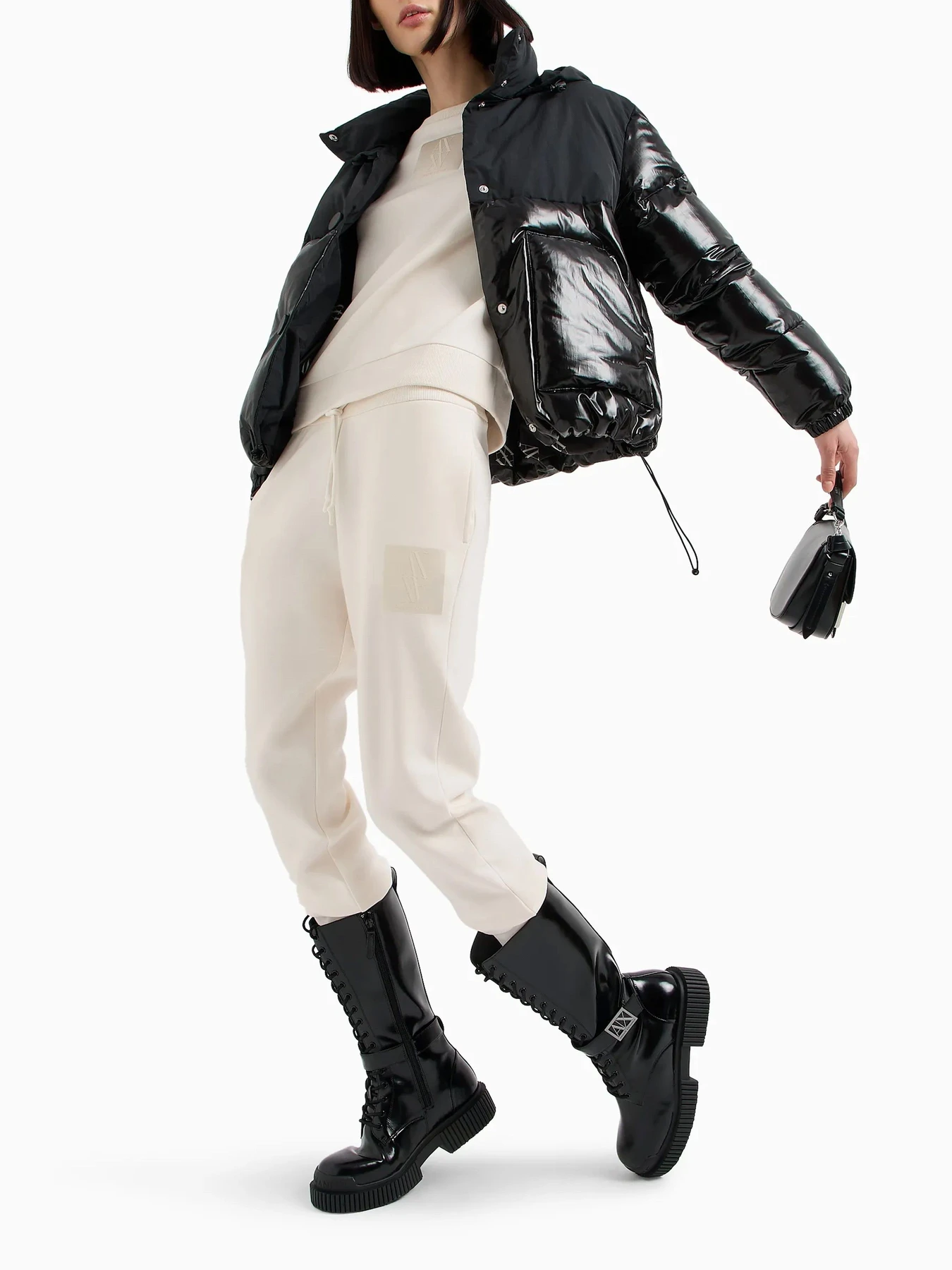 Брюки Armani Exchange модель 6DYP79-YJEGZ-1130 Брюки Armani Exchange модель 6DYP79-YJEGZ-1130 Фото