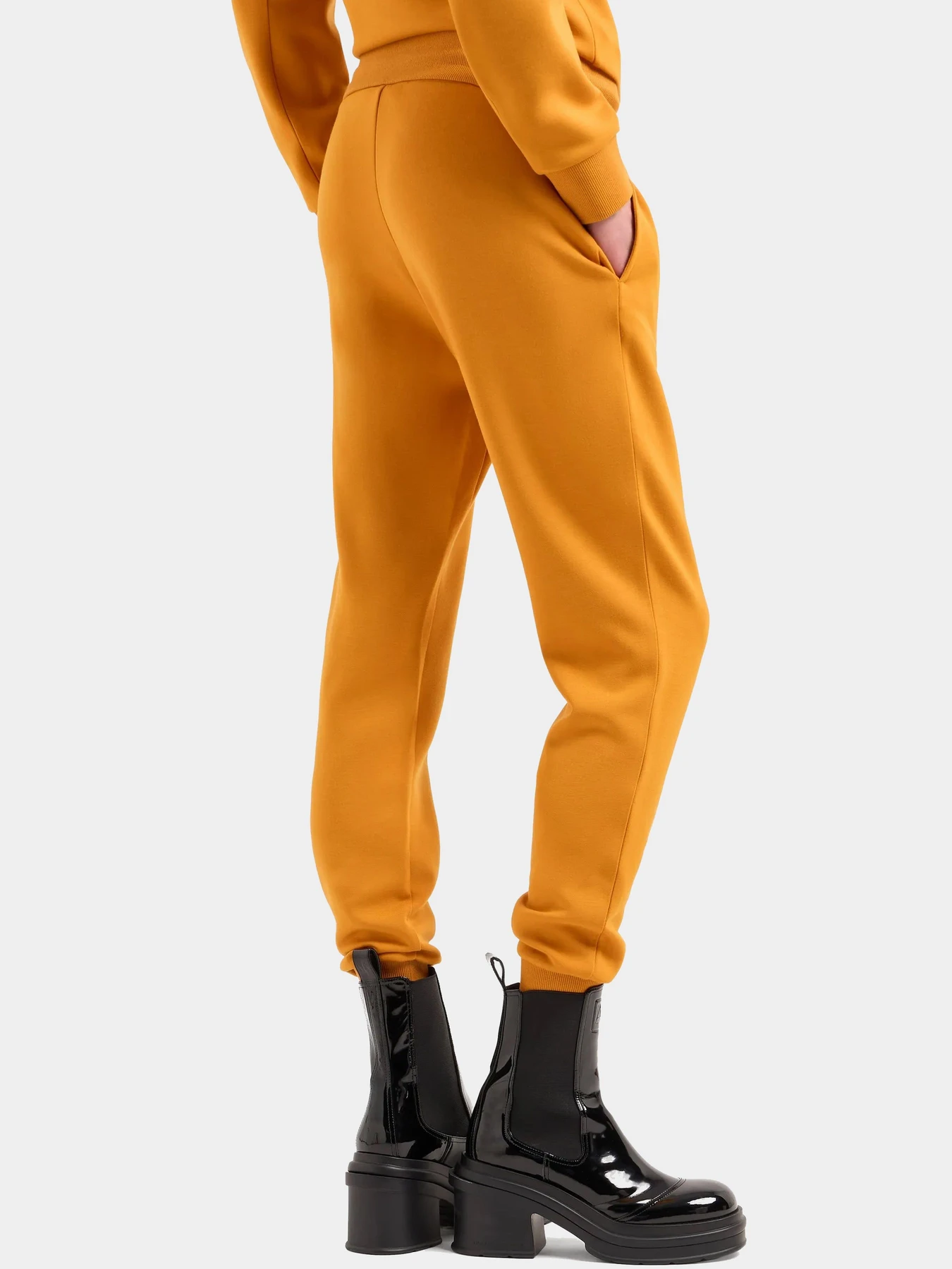 Брюки Armani Exchange модель 6DYP79-YJEGZ-1799 Брюки Armani Exchange модель 6DYP79-YJEGZ-1799 Фото