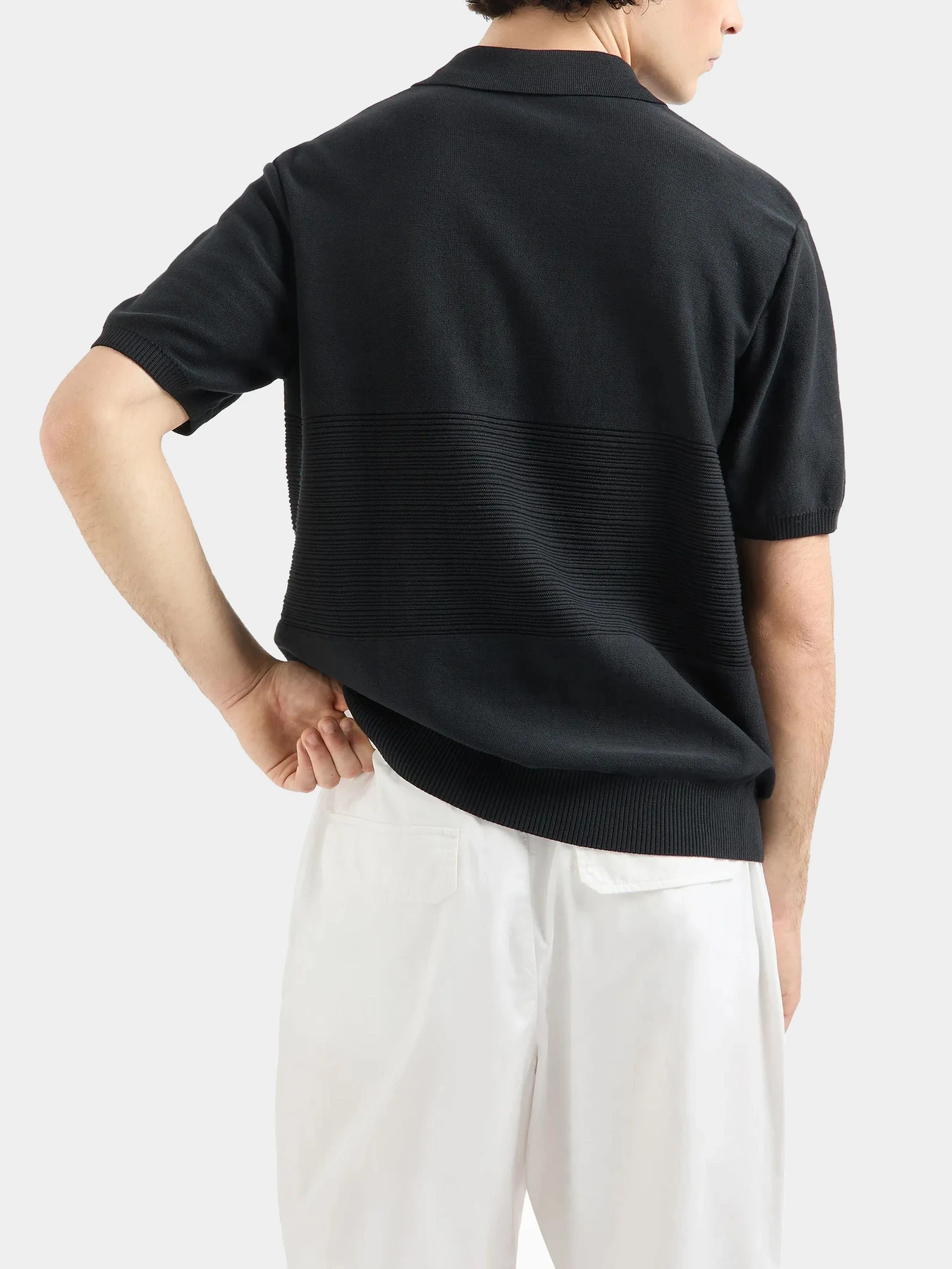 Футболки и поло Armani Exchange модель 6DZF6A-ZMQ7Z-1200 Футболки и поло Armani Exchange модель 6DZF6A-ZMQ7Z-1200 Фото