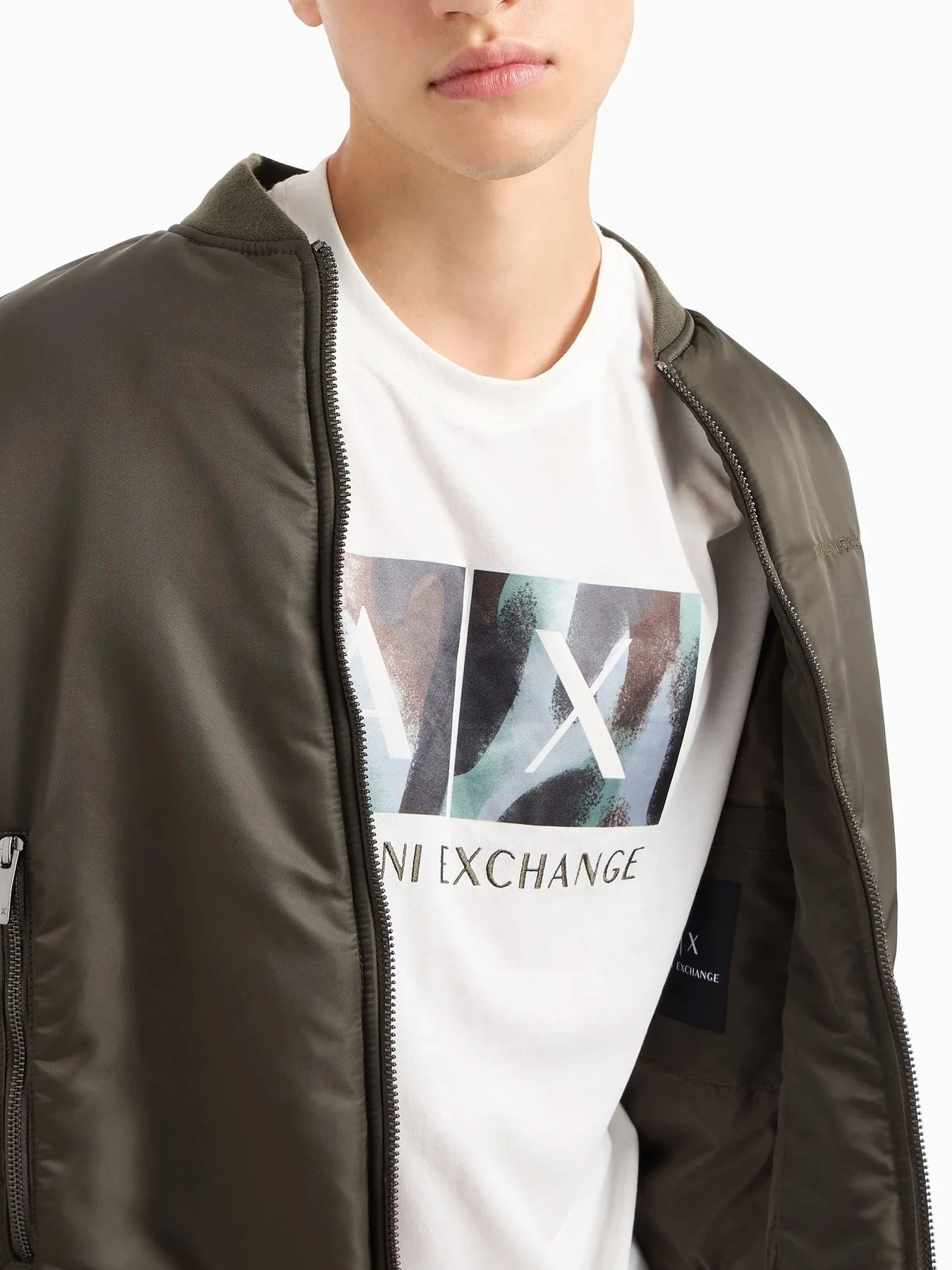 Футболки и поло Armani Exchange модель 6DZTHF-ZJH4Z-1116 Фото