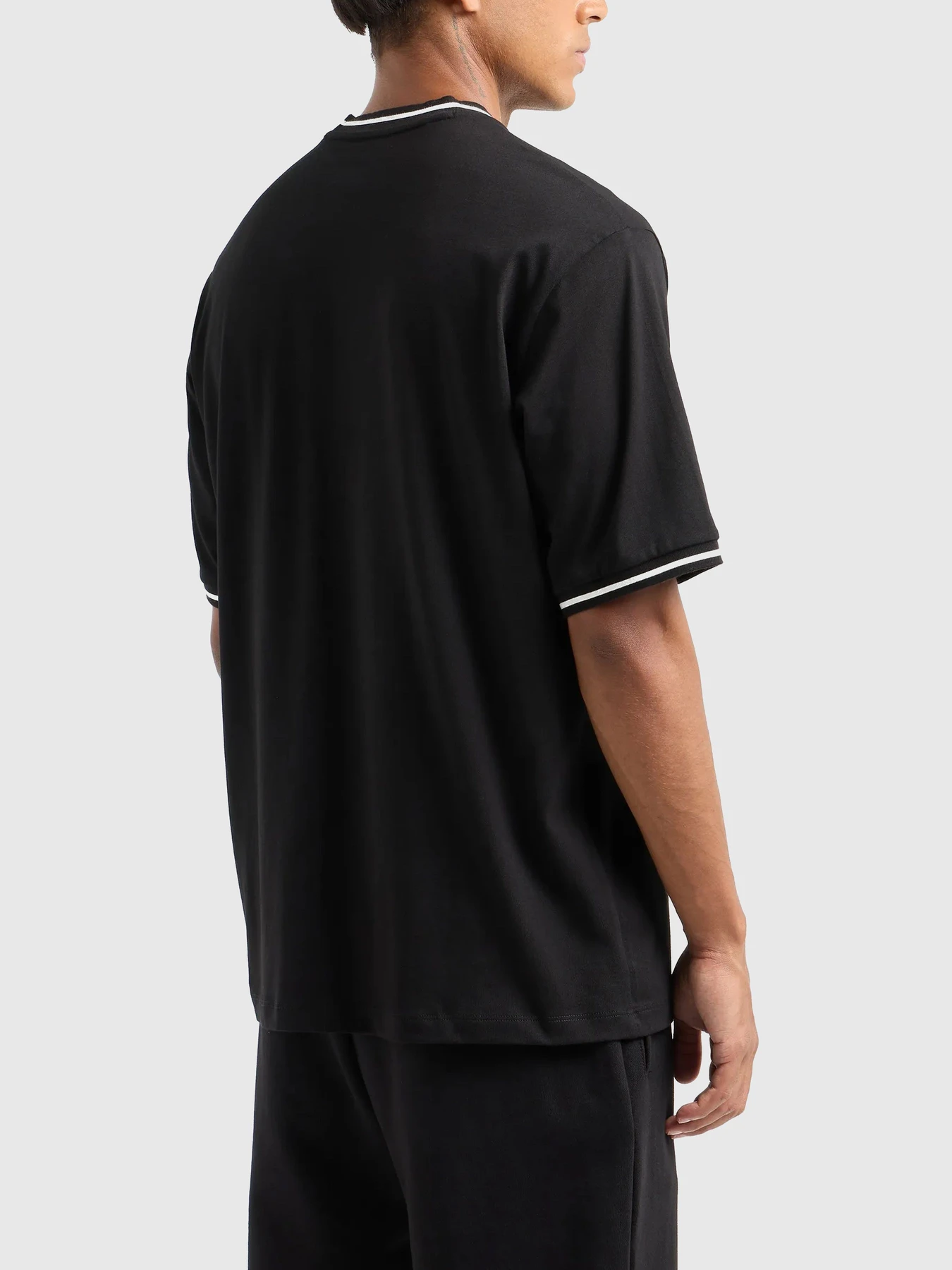 Футболки и поло Armani Exchange модель 6DZTHX-ZJ9JZ-42AT Футболки и поло Armani Exchange модель 6DZTHX-ZJ9JZ-42AT Фото