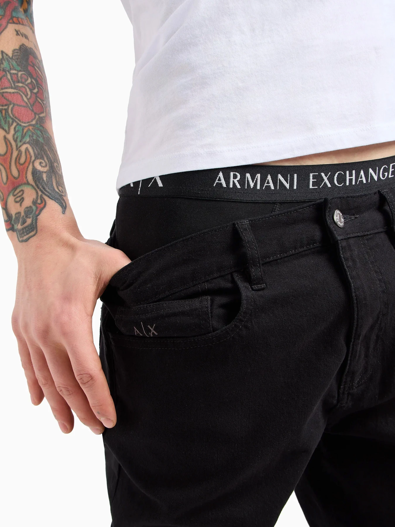 Джинсы Armani Exchange модель 8NZJ13-Z2SBZ-1200 Джинсы Armani Exchange модель 8NZJ13-Z2SBZ-1200 Фото