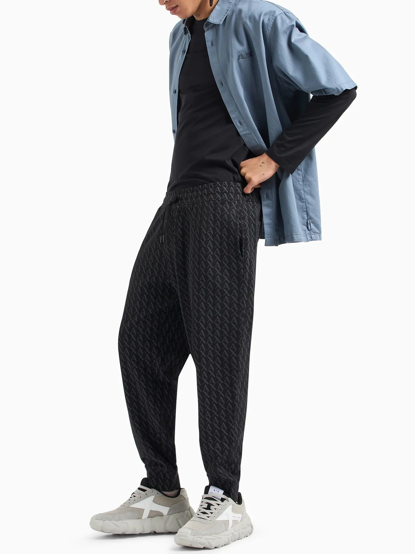Брюки Armani Exchange модель 8NZPCW-ZJNRZ-42AS Брюки Armani Exchange модель 8NZPCW-ZJNRZ-42AS Фото