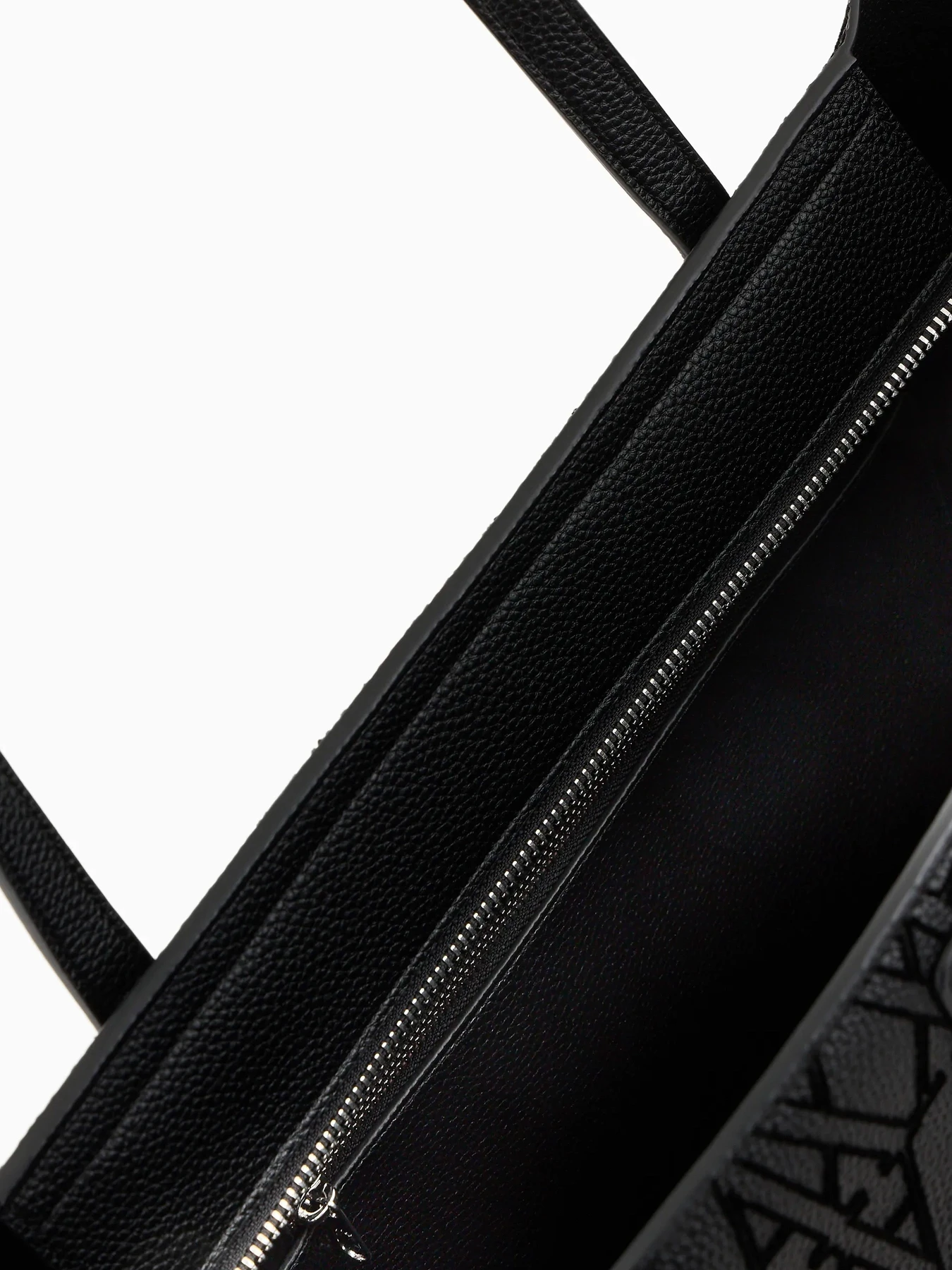 Сумки Armani Exchange модель 942930-4F711-00020 Фото