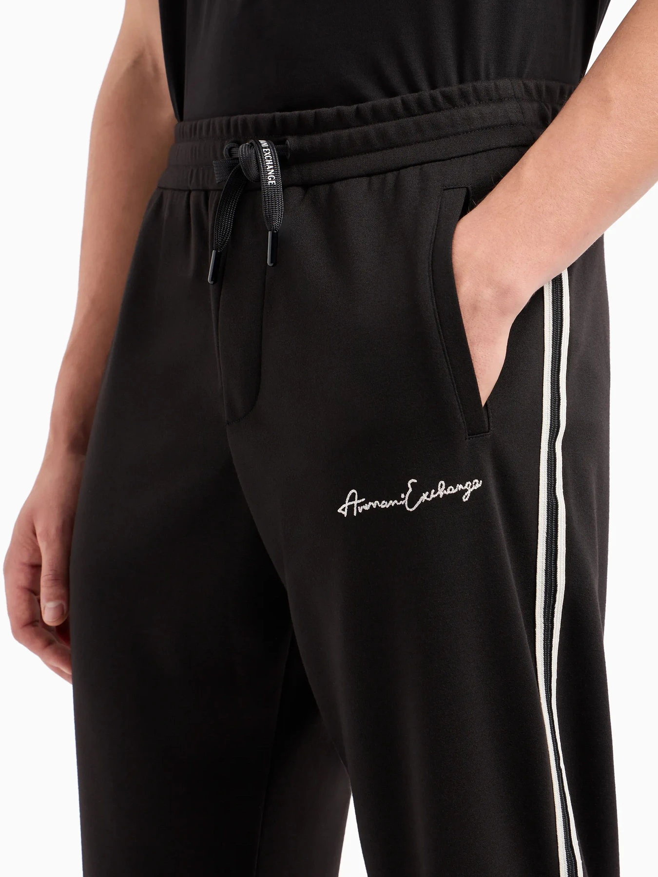 Брюки Armani Exchange модель 8NZPSG-Z9N1Z-1200 Брюки Armani Exchange модель 8NZPSG-Z9N1Z-1200 Фото