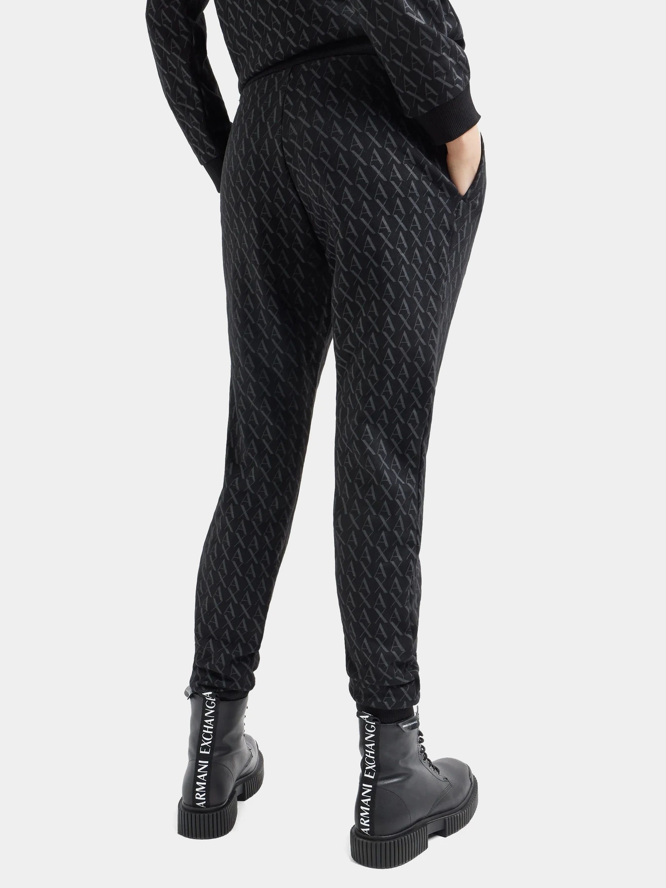 Брюки Armani Exchange модель 8NYPLG-YJE5Z-1200 Брюки Armani Exchange модель 8NYPLG-YJE5Z-1200 Фото