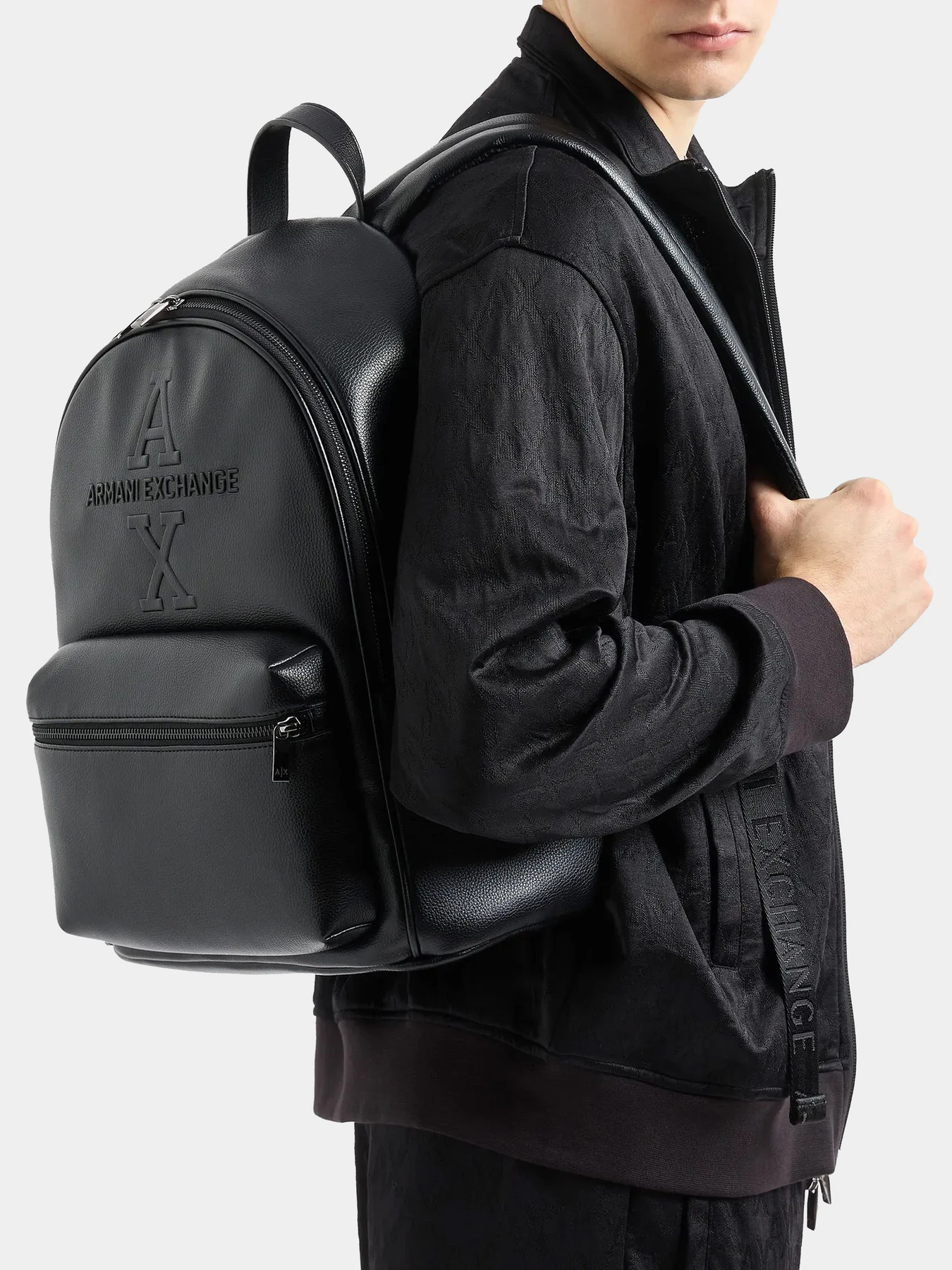 Рюкзаки Armani Exchange модель 952689-4F884-00020 Рюкзаки Armani Exchange модель 952689-4F884-00020 Фото