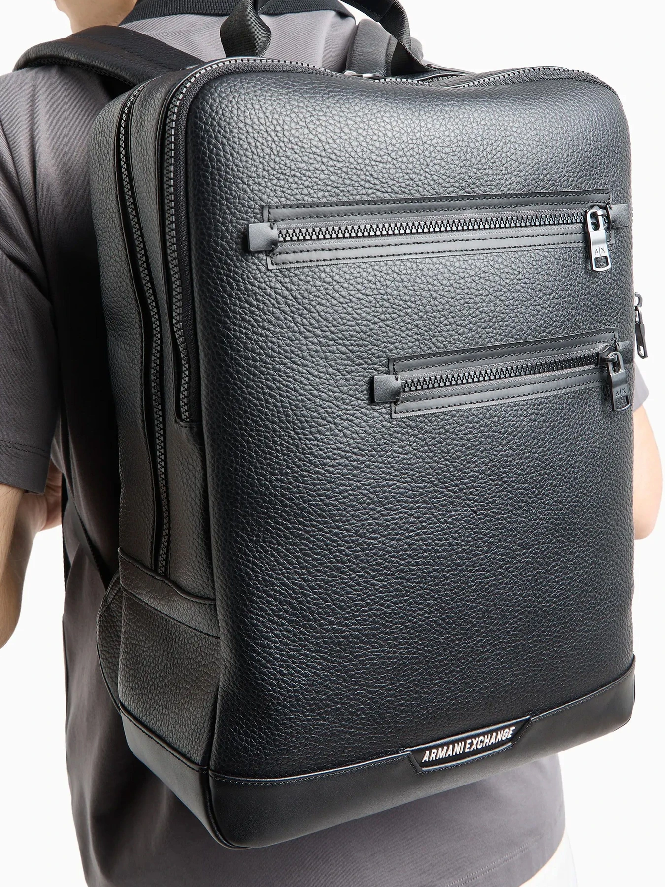 Рюкзаки Armani Exchange модель 952693-4F863-00020 Рюкзаки Armani Exchange модель 952693-4F863-00020 Фото