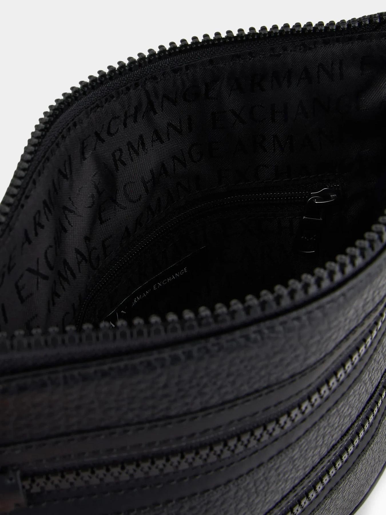 Сумки Armani Exchange модель 952715-4F863-00020 Фото
