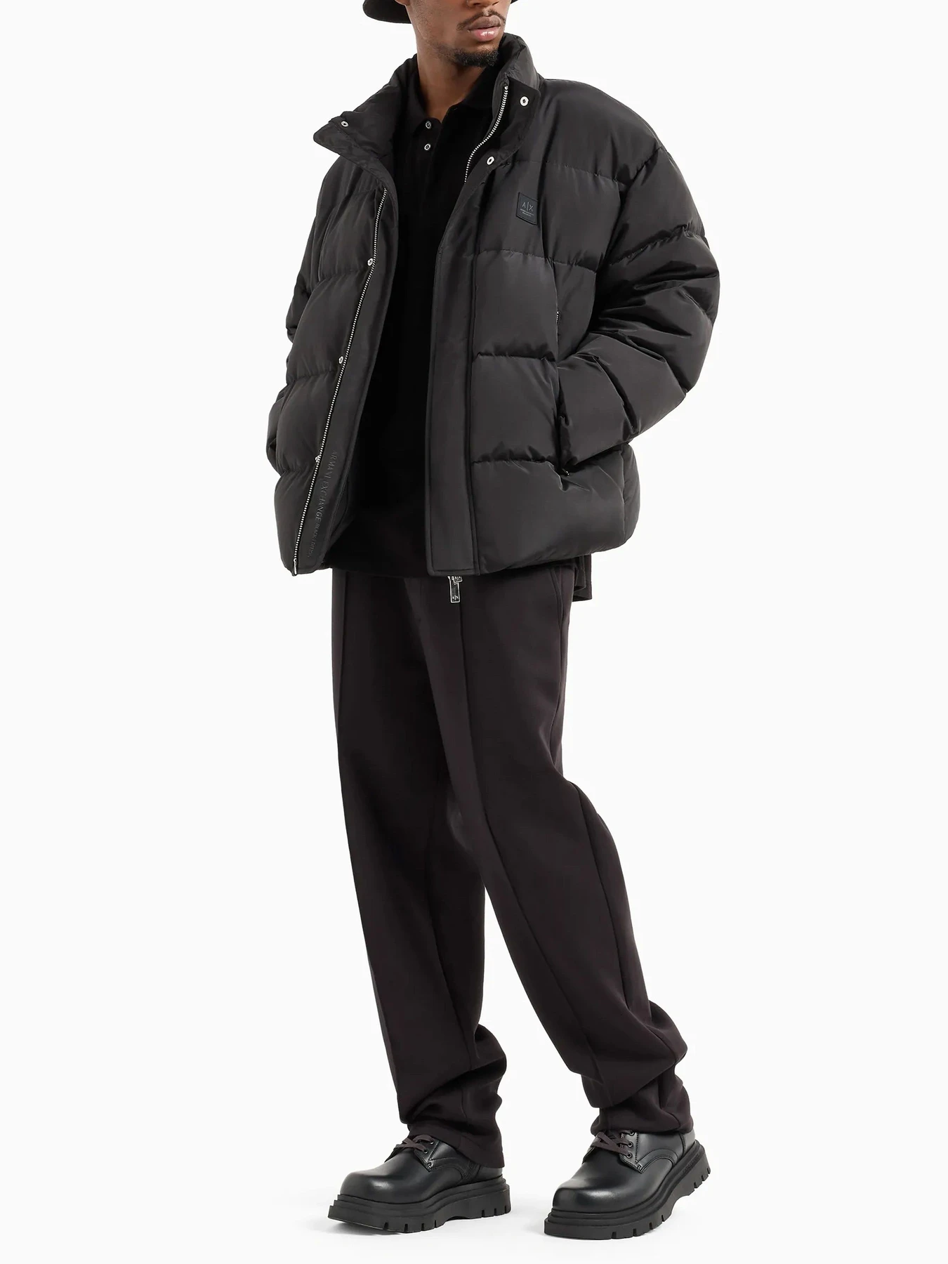 Куртки и дубленки Armani Exchange модель XM000032-AF10323-UC001 Фото
