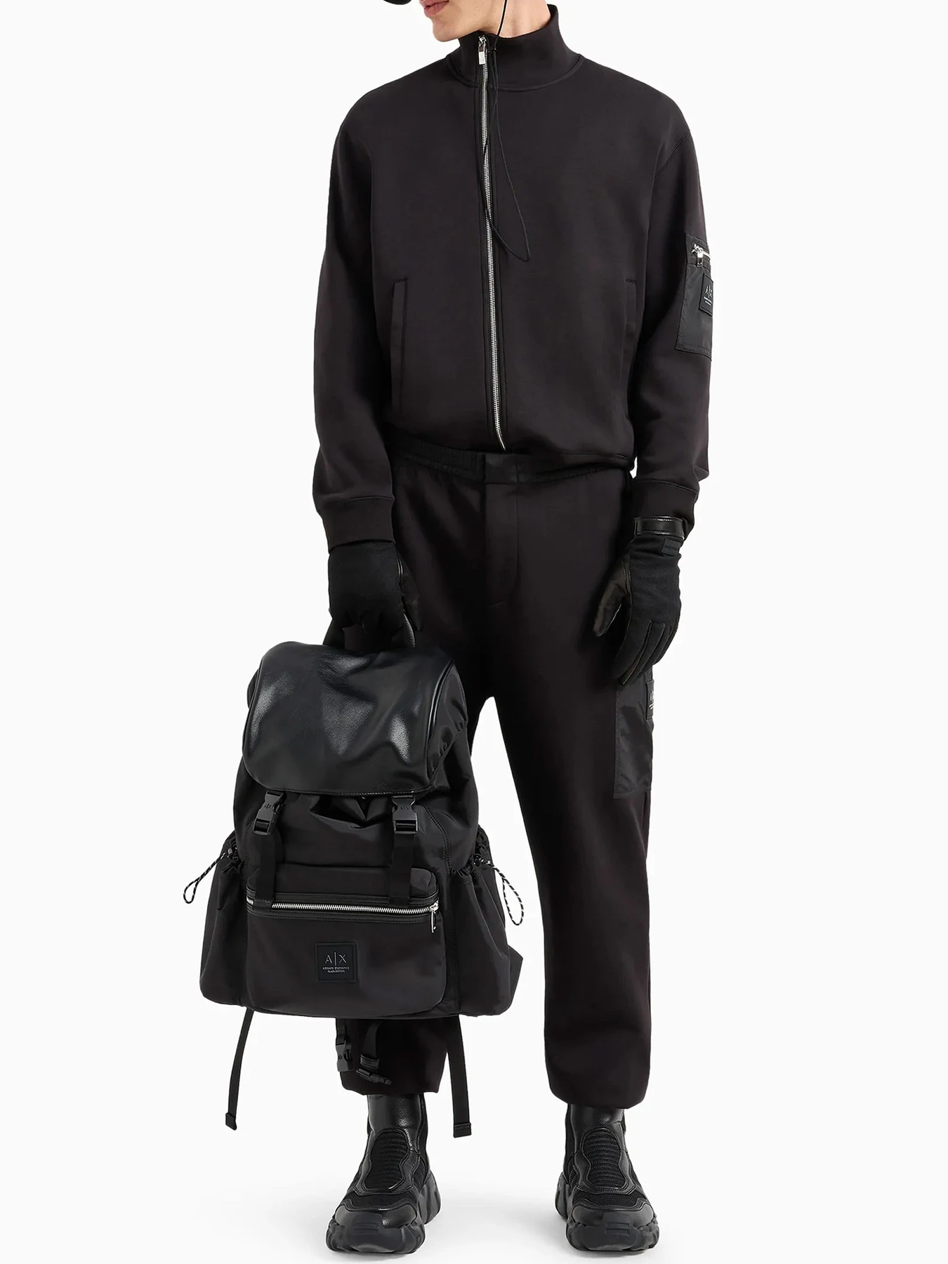Худи и свитшоты Armani Exchange модель XM000085-AF10818-UC001 Худи и свитшоты Armani Exchange модель XM000085-AF10818-UC001 Фото
