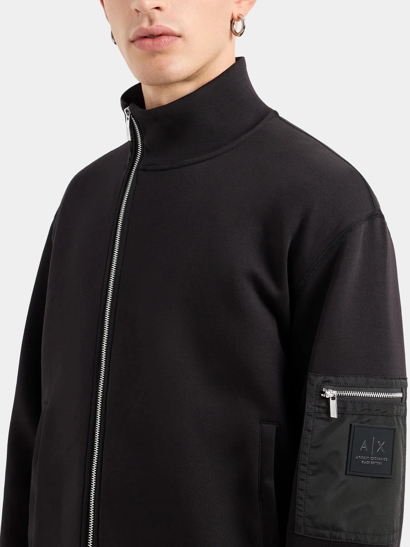 Худи и свитшоты Armani Exchange модель XM000085-AF10818-UC001 Худи и свитшоты Armani Exchange модель XM000085-AF10818-UC001 Фото