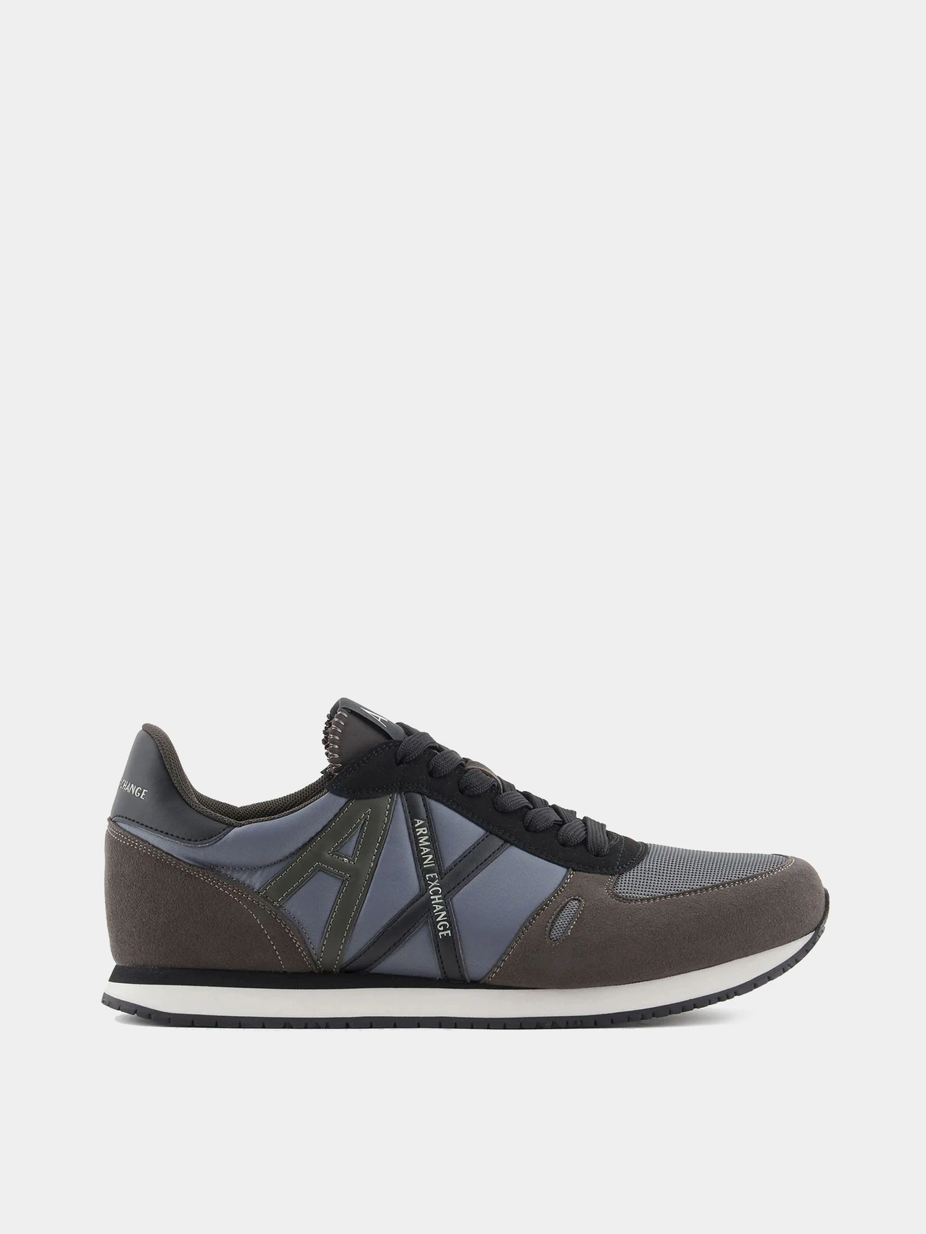 Кроссовки Armani Exchange модель XUX017-XCC68-U206 Кроссовки Armani Exchange модель XUX017-XCC68-U206 Фото