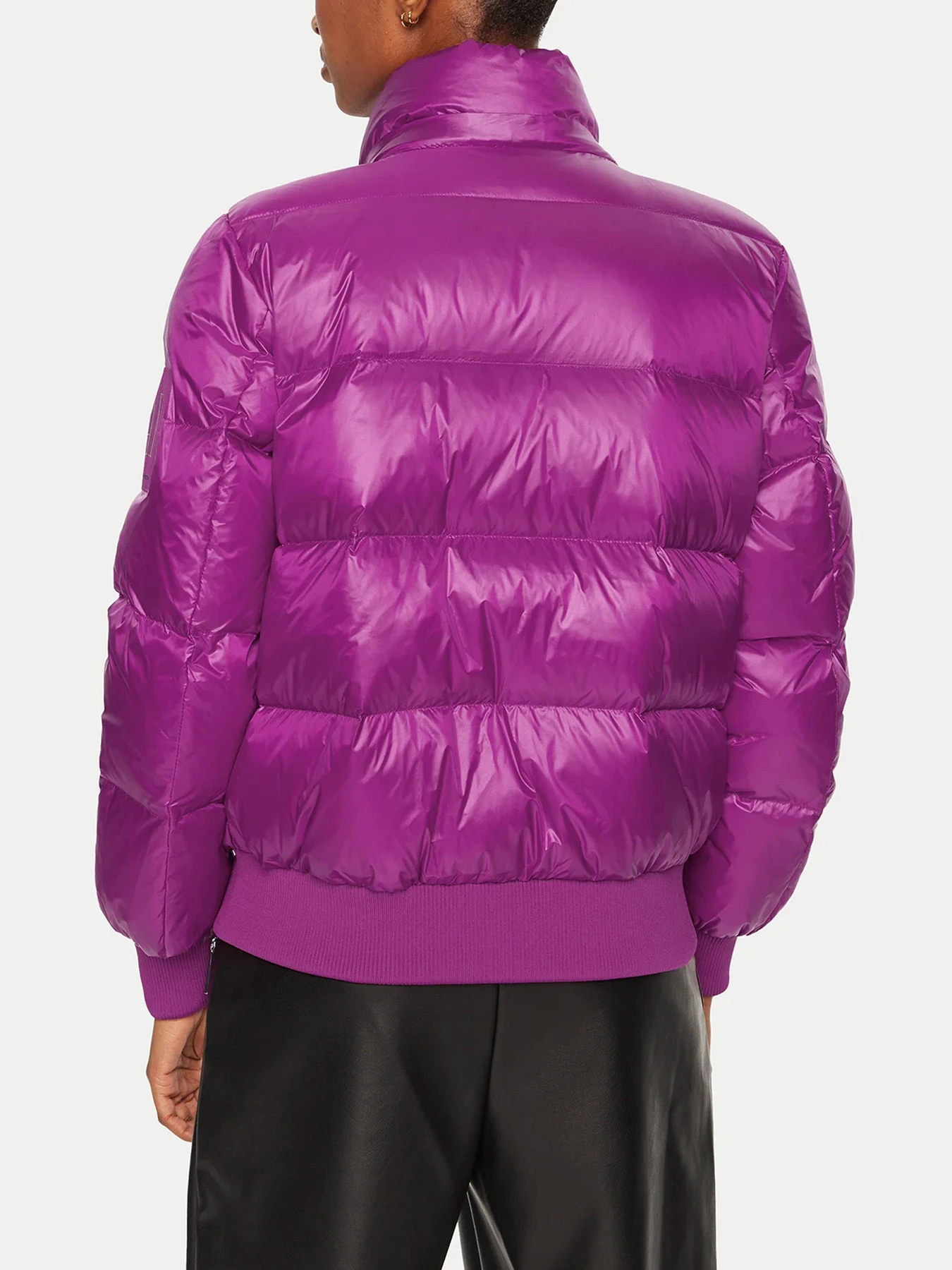 Куртки и дубленки Armani Exchange модель XW000228-AF10860-UA256 Куртки и дубленки Armani Exchange модель XW000228-AF10860-UA256 Фото