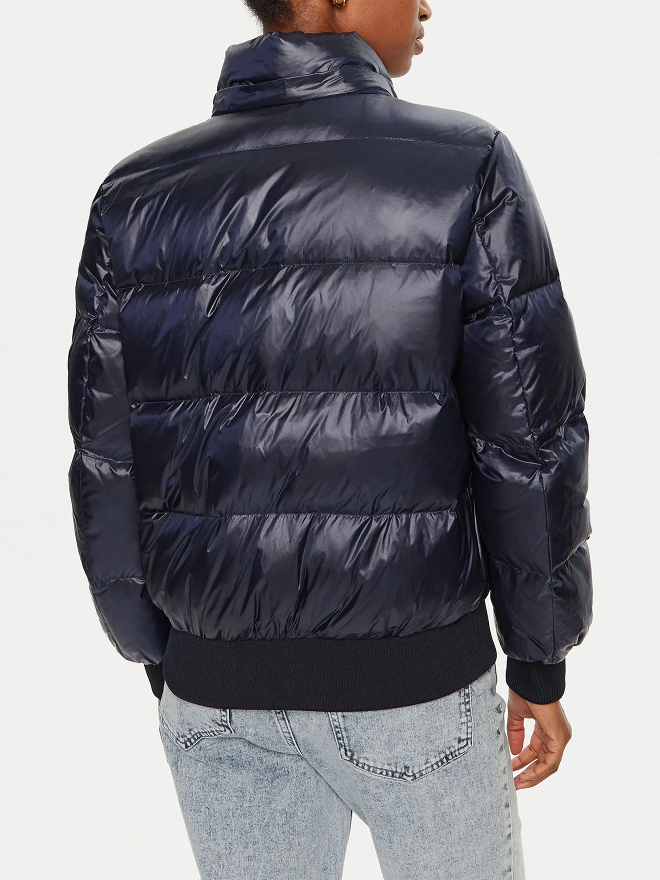 Куртки и дубленки Armani Exchange модель XW000228-AF10860-UB100 Куртки и дубленки Armani Exchange модель XW000228-AF10860-UB100 Фото