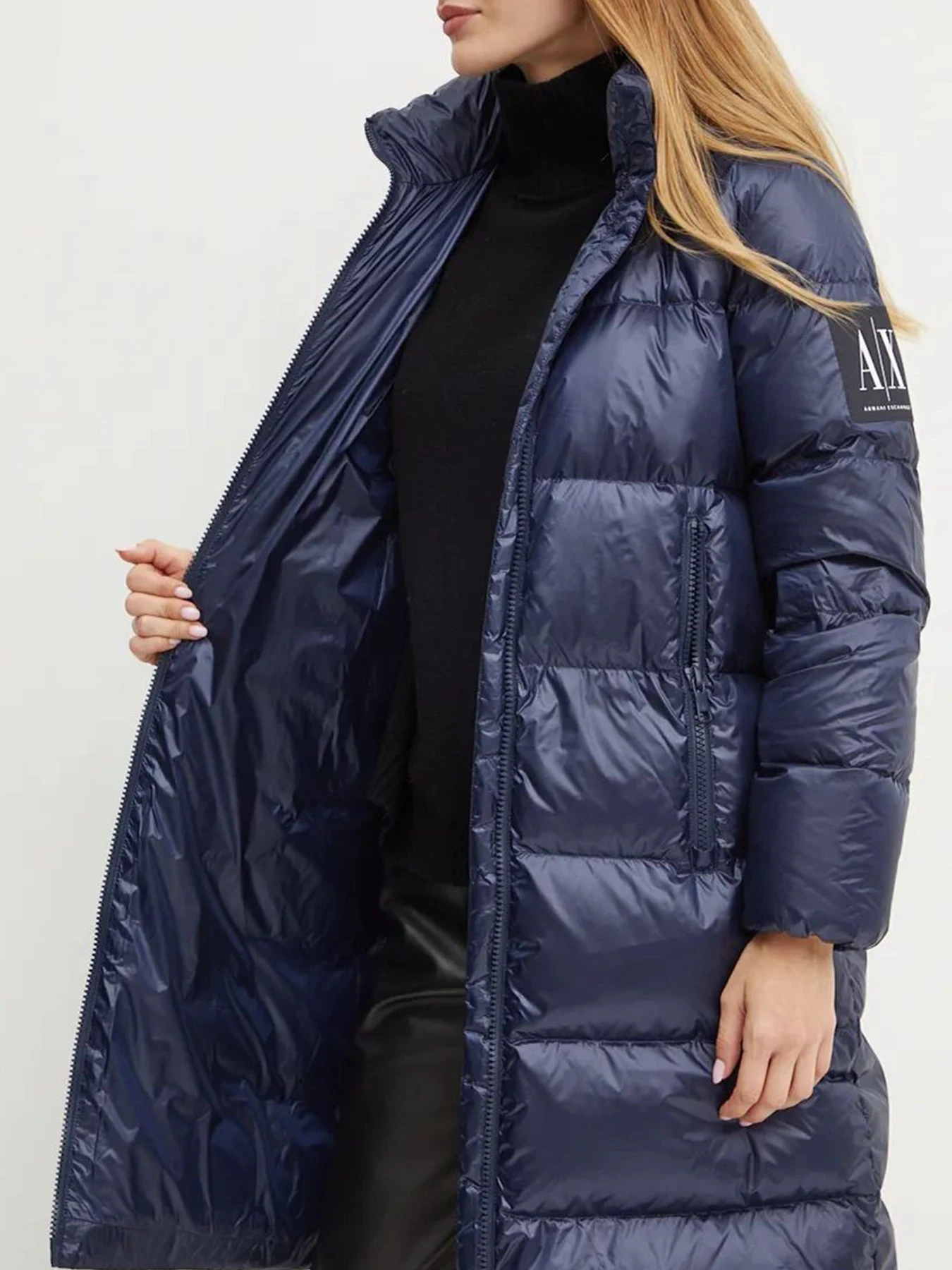 Куртки и дубленки Armani Exchange модель XW000251-AF10860-UB100 Фото