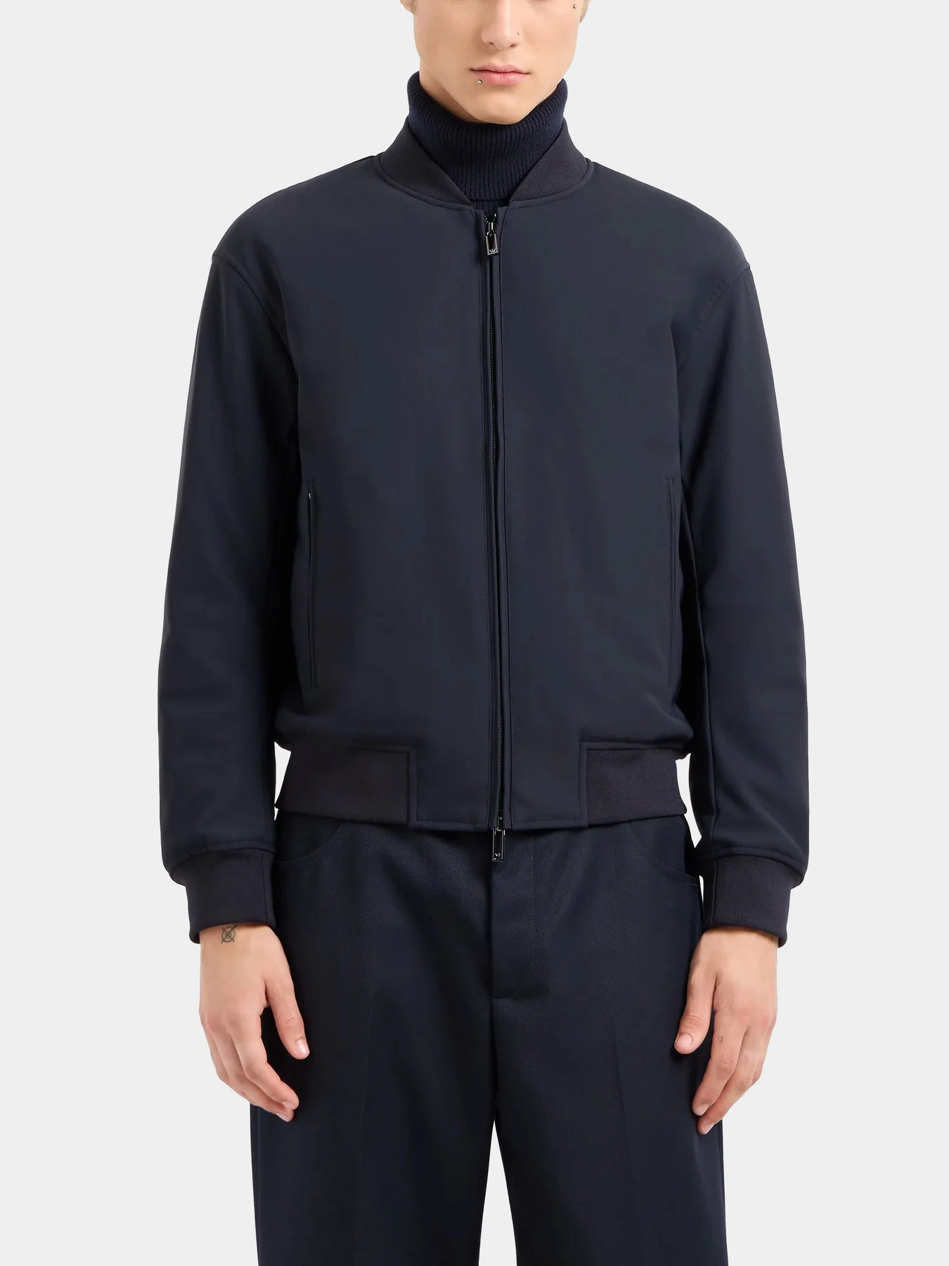Куртки и дубленки Emporio Armani модель 6D1B67-1NUSZ-0920 Куртки и дубленки Emporio Armani модель 6D1B67-1NUSZ-0920 Фото