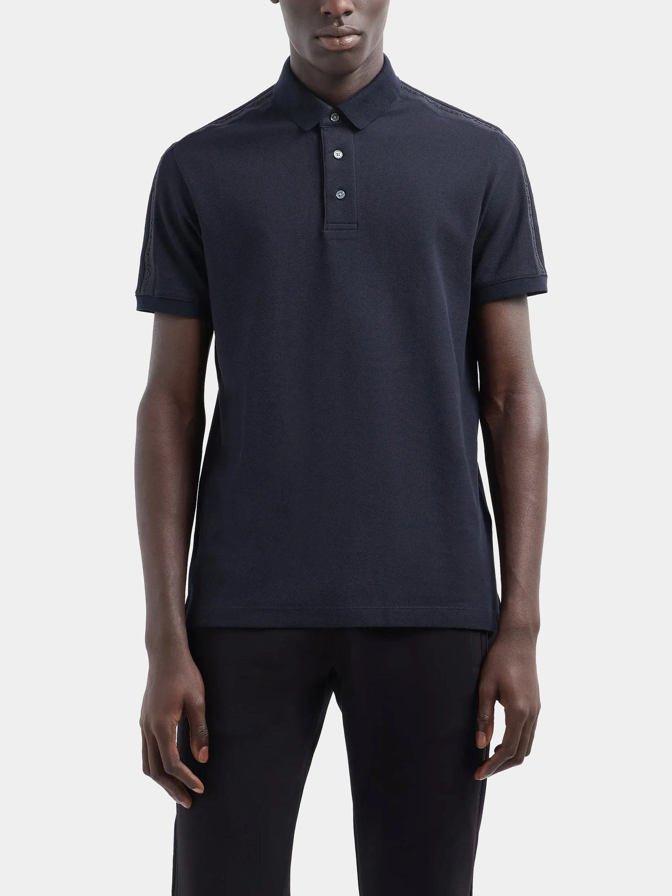 Футболки и поло Emporio Armani модель 6D1F81-1JCYZ-0920 Фото