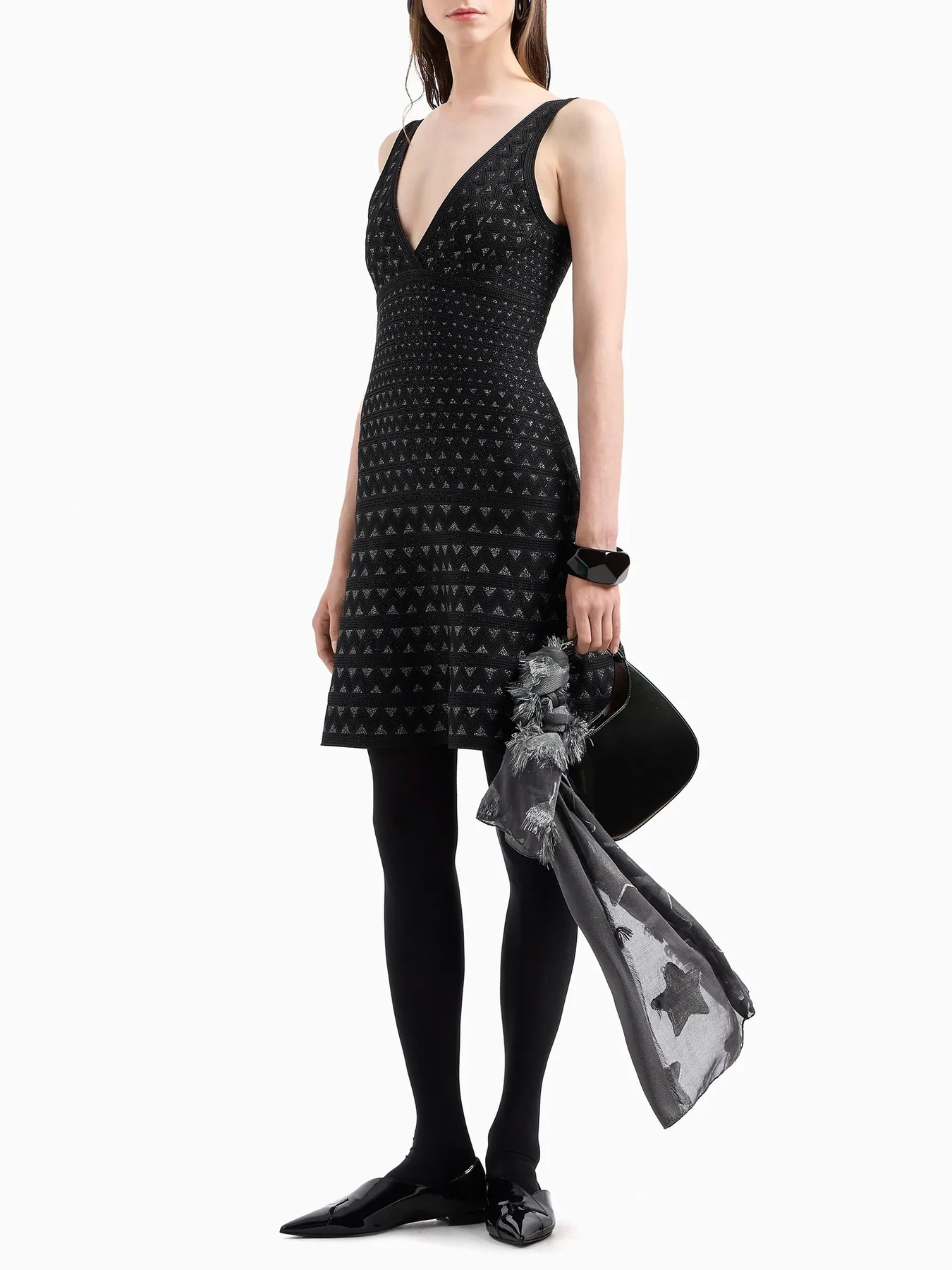 Платья Emporio Armani модель 6D2ATD-2M37Z-0999 Платья Emporio Armani модель 6D2ATD-2M37Z-0999 Фото