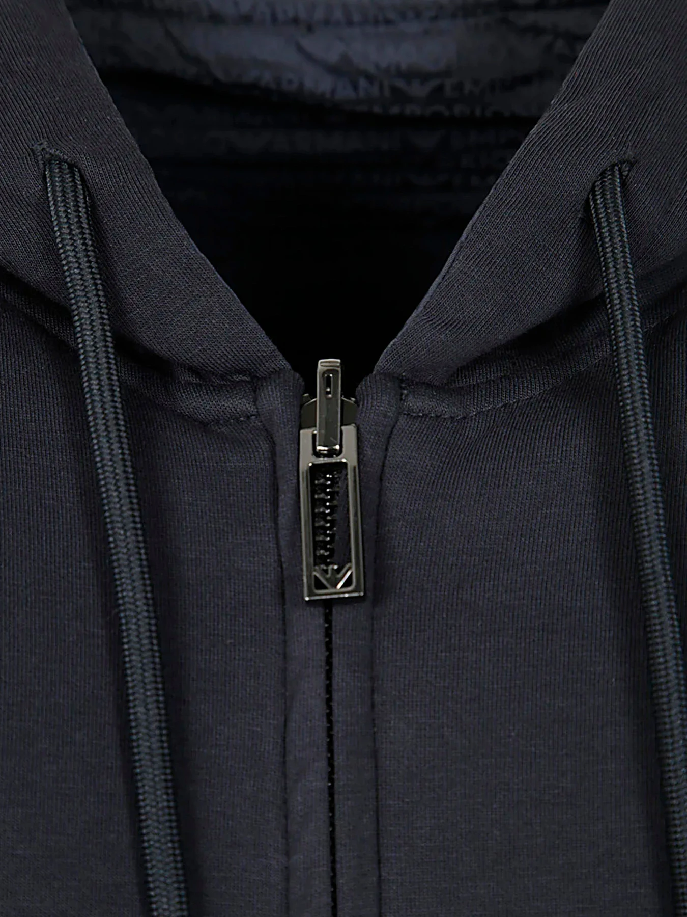 Куртки и дубленки Emporio Armani модель 6D1MD3-1JHSZ-0920 Фото