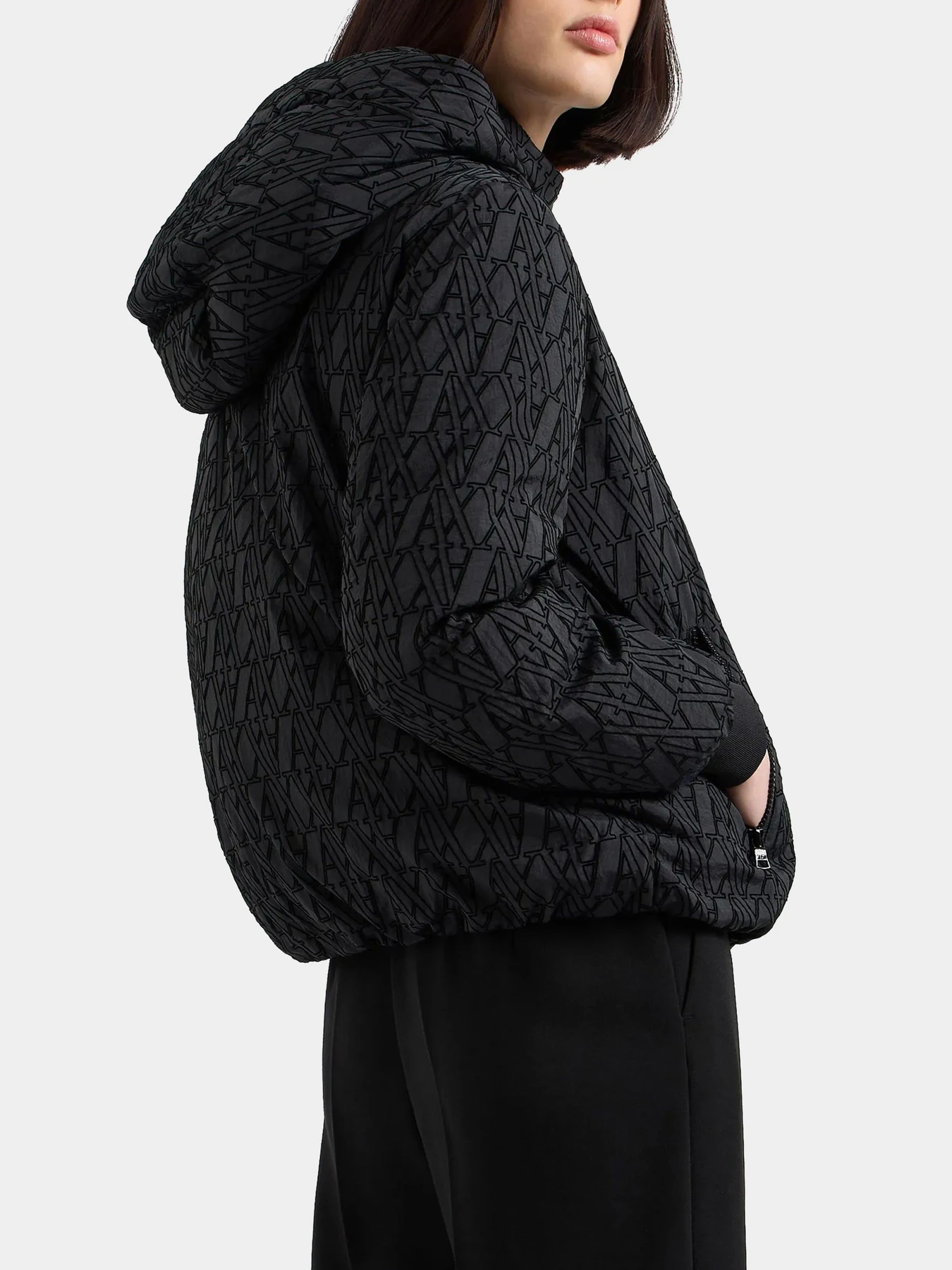 Куртки и дубленки Armani Exchange модель 6DYB07-YN2UZ-1200 Куртки и дубленки Armani Exchange модель 6DYB07-YN2UZ-1200 Фото