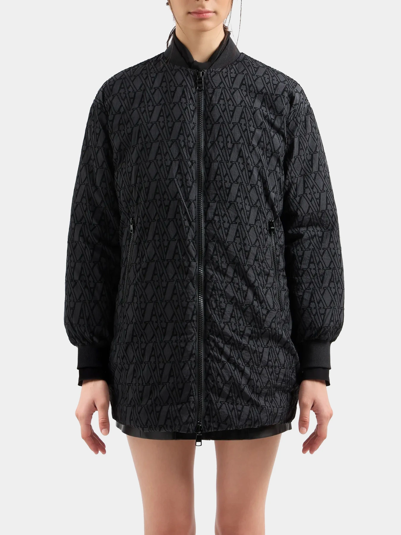 Куртки и дубленки Armani Exchange модель 6DYK07-YN2UZ-1200 Куртки и дубленки Armani Exchange модель 6DYK07-YN2UZ-1200 Фото