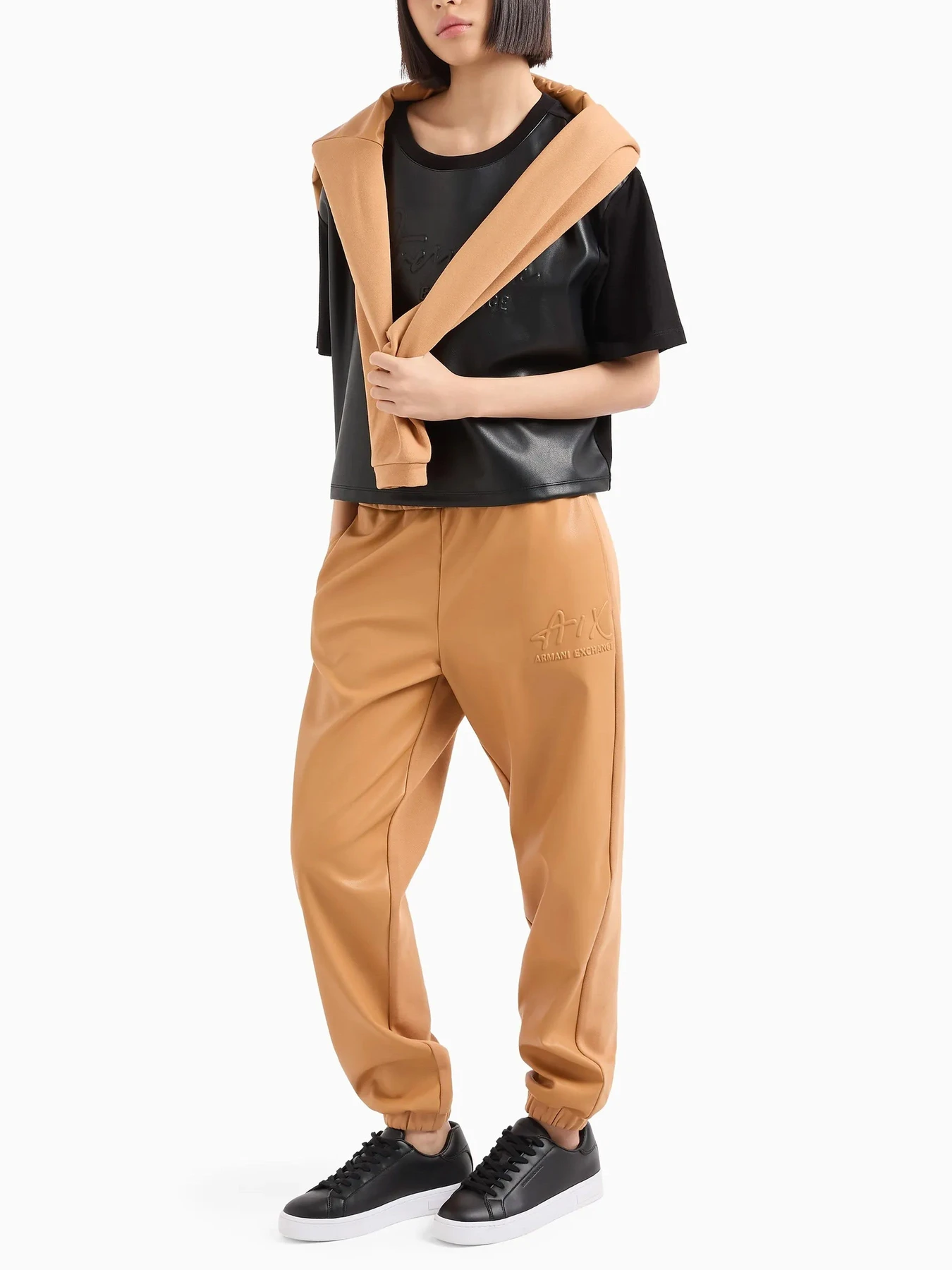 Футболки и поло Armani Exchange модель 6DYT16-YJ3RZ-1200 Фото