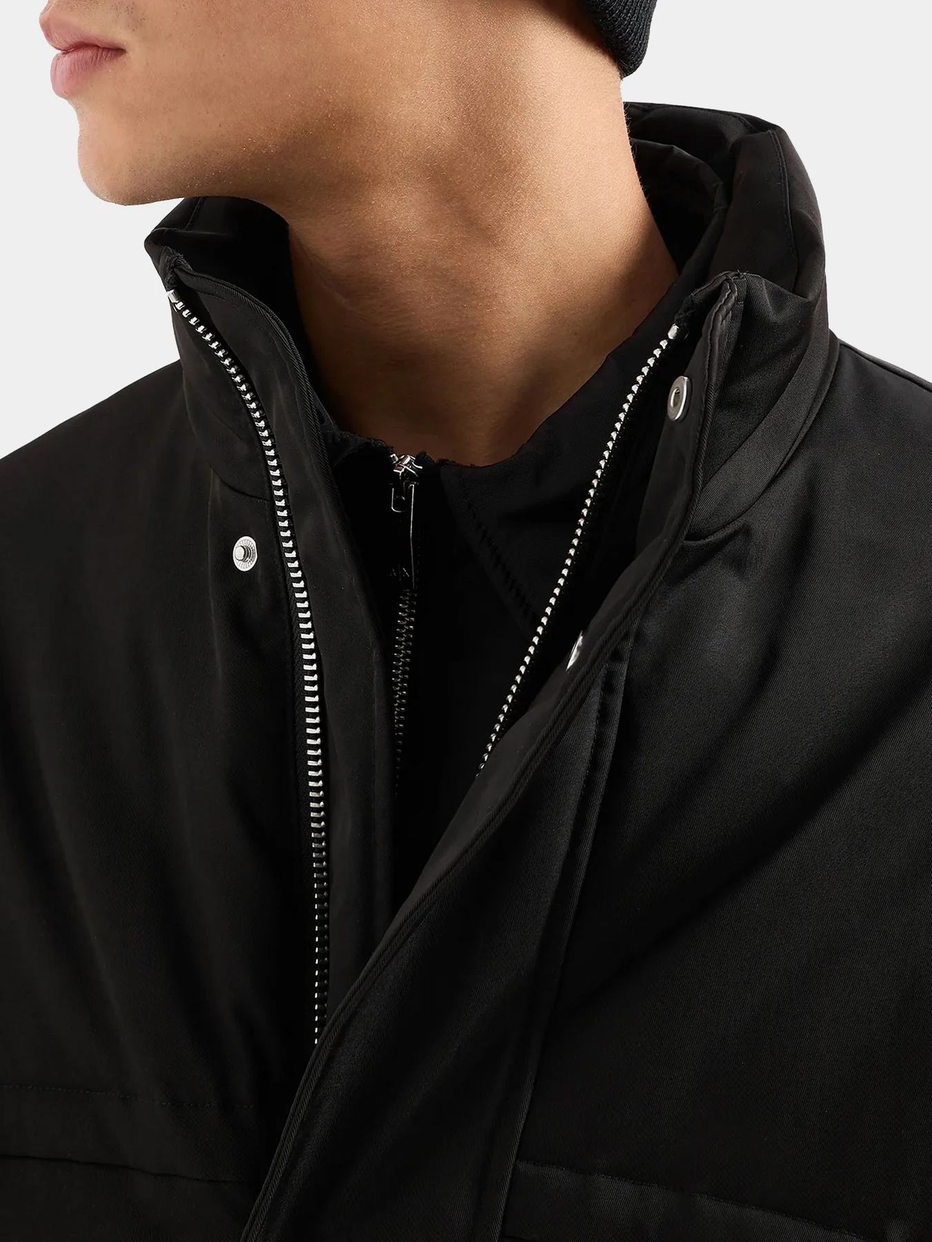 Куртки и дубленки Armani Exchange модель XM000034-AF10324-UC001 Куртки и дубленки Armani Exchange модель XM000034-AF10324-UC001 Фото