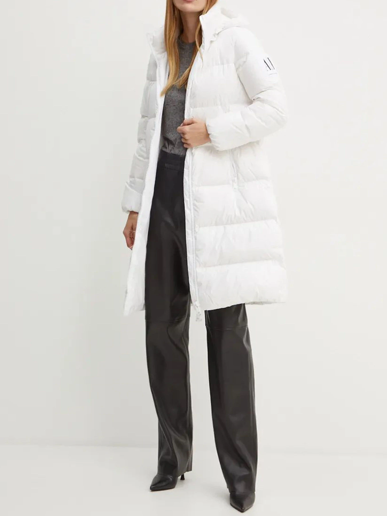 Куртки и дубленки Armani Exchange модель XW000251-AF10860-U0001 Фото