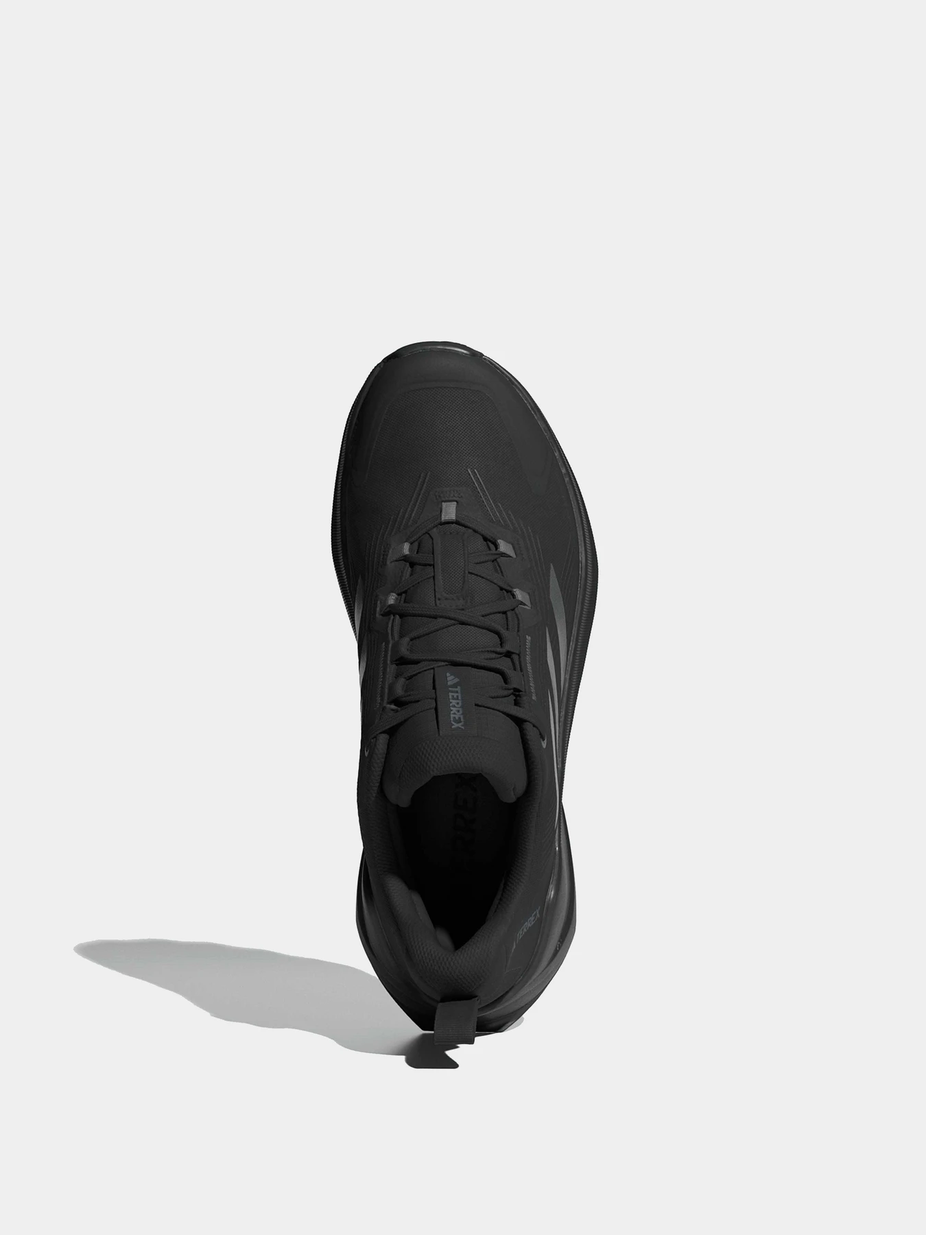 Кроссовки Adidas модель IE4842 Кроссовки Adidas модель IE4842 Фото