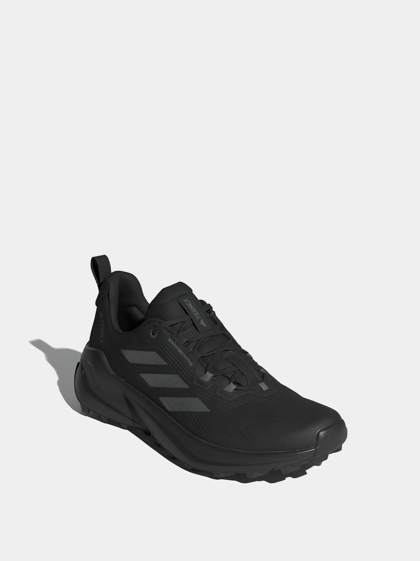 Кроссовки Adidas модель IE4842 Кроссовки Adidas модель IE4842 Фото