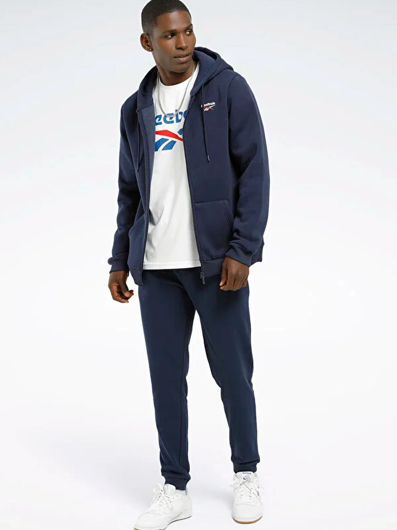 Худи и свитшоты Reebok модель H52220 Худи и свитшоты Reebok модель H52220 Фото