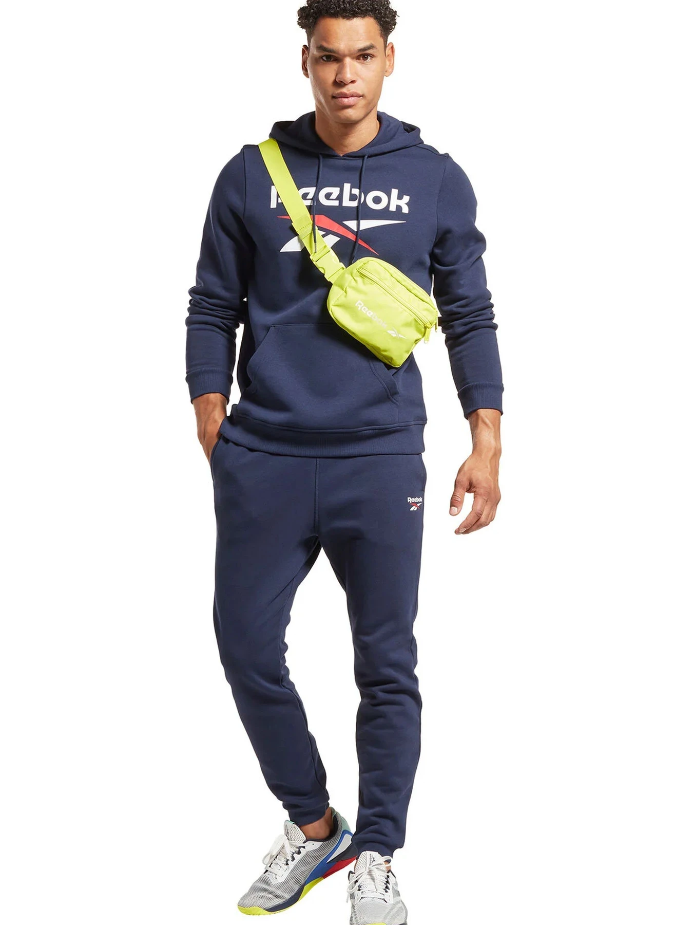 Худи и свитшоты Reebok модель H54803 Худи и свитшоты Reebok модель H54803 Фото